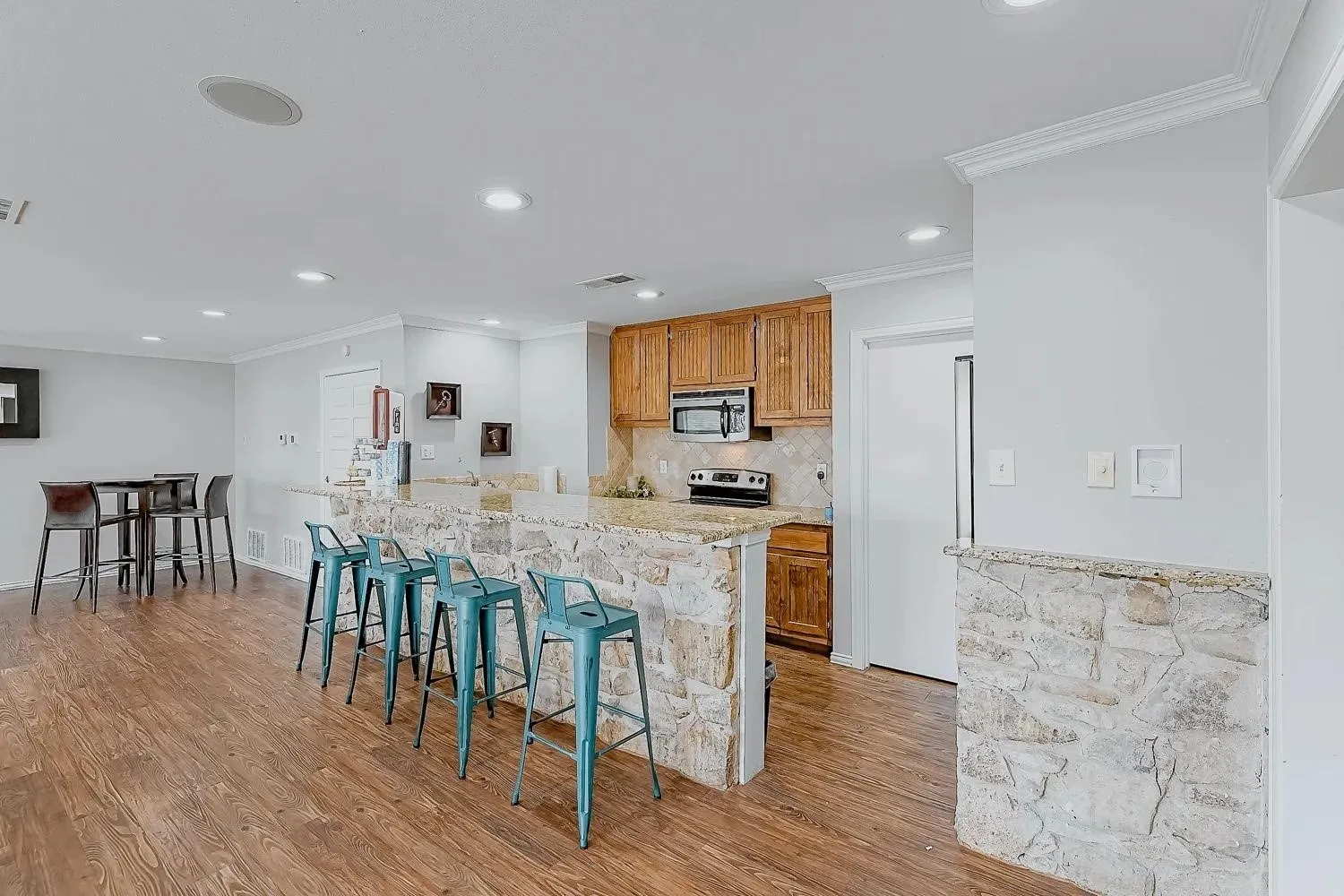 Half  OFF on your rent for the next 4 months* PLUS $99 app & admin fee! * On select homes