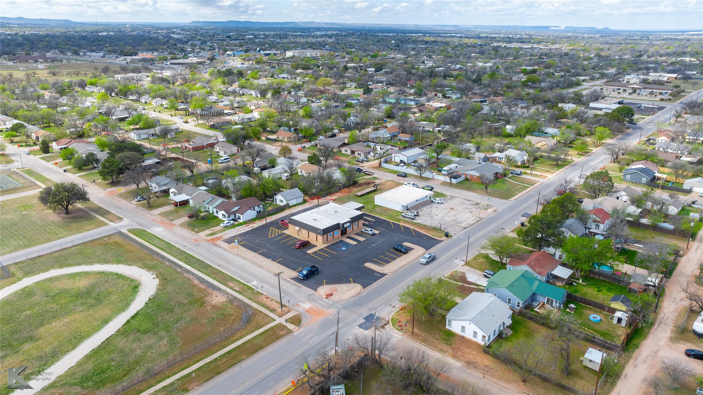 Retail For Sale in Taylor County , 1917 S 20th Street, Abilene, Texas 79602, 0, 0, Garage spaces, 0 Sqft, built in 1983, mls#21362185, Real Estate Agent in Abilene, Homes For Sale in Taylor county, Homes For Sale in Abilene, Realtor in Abilene Texas, Real Estate Brokerage Independent Realty Texas, Luminita Cordes Realtor