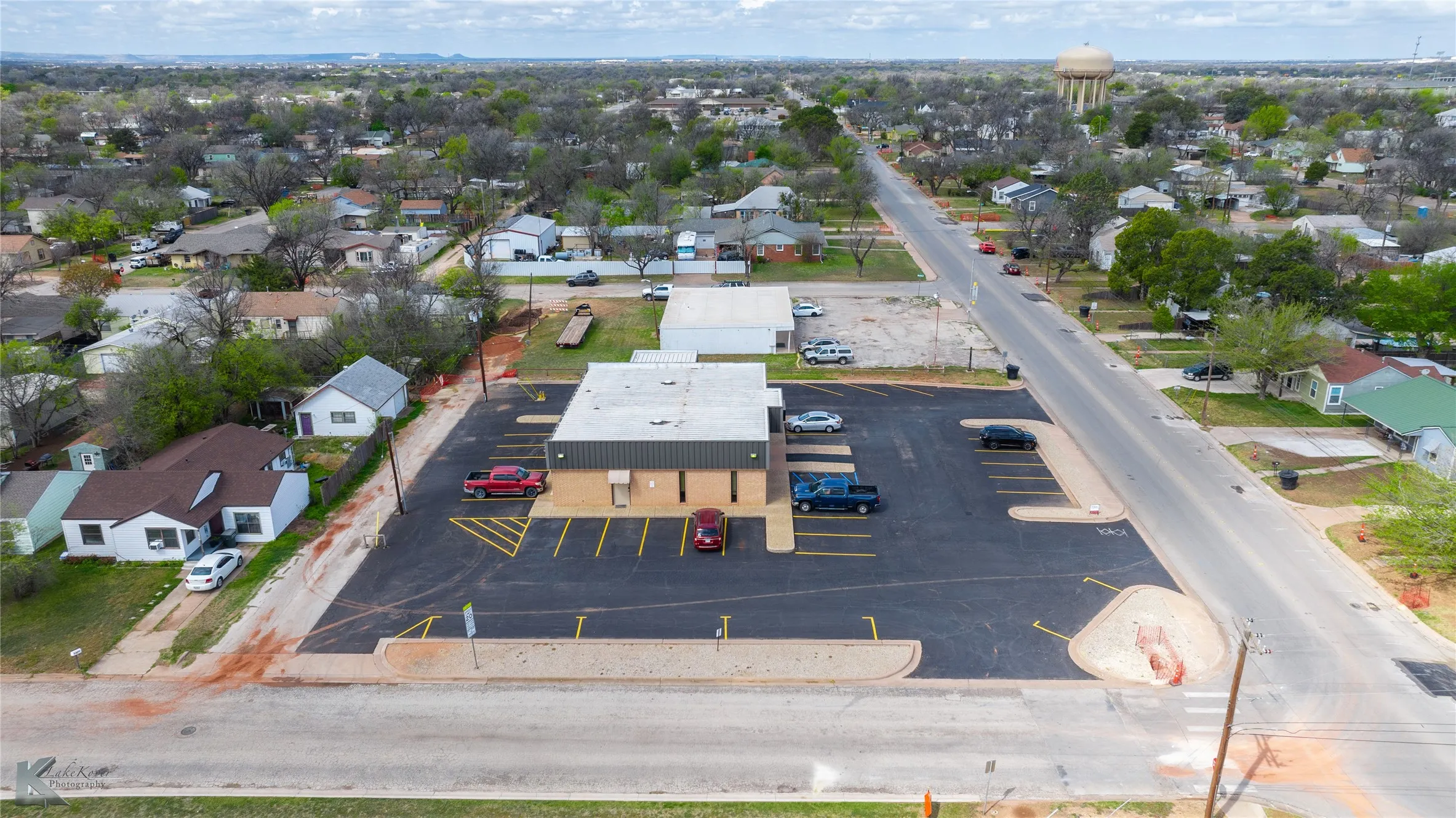Retail For Sale in Taylor County , 1917 S 20th Street, Abilene, Texas 79602, 0, 0, Garage spaces, 0 Sqft, built in 1983, mls#21362185, Real Estate Agent in Abilene, Homes For Sale in Taylor county, Homes For Sale in Abilene, Realtor in Abilene Texas, Real Estate Brokerage Independent Realty Texas, Luminita Cordes Realtor