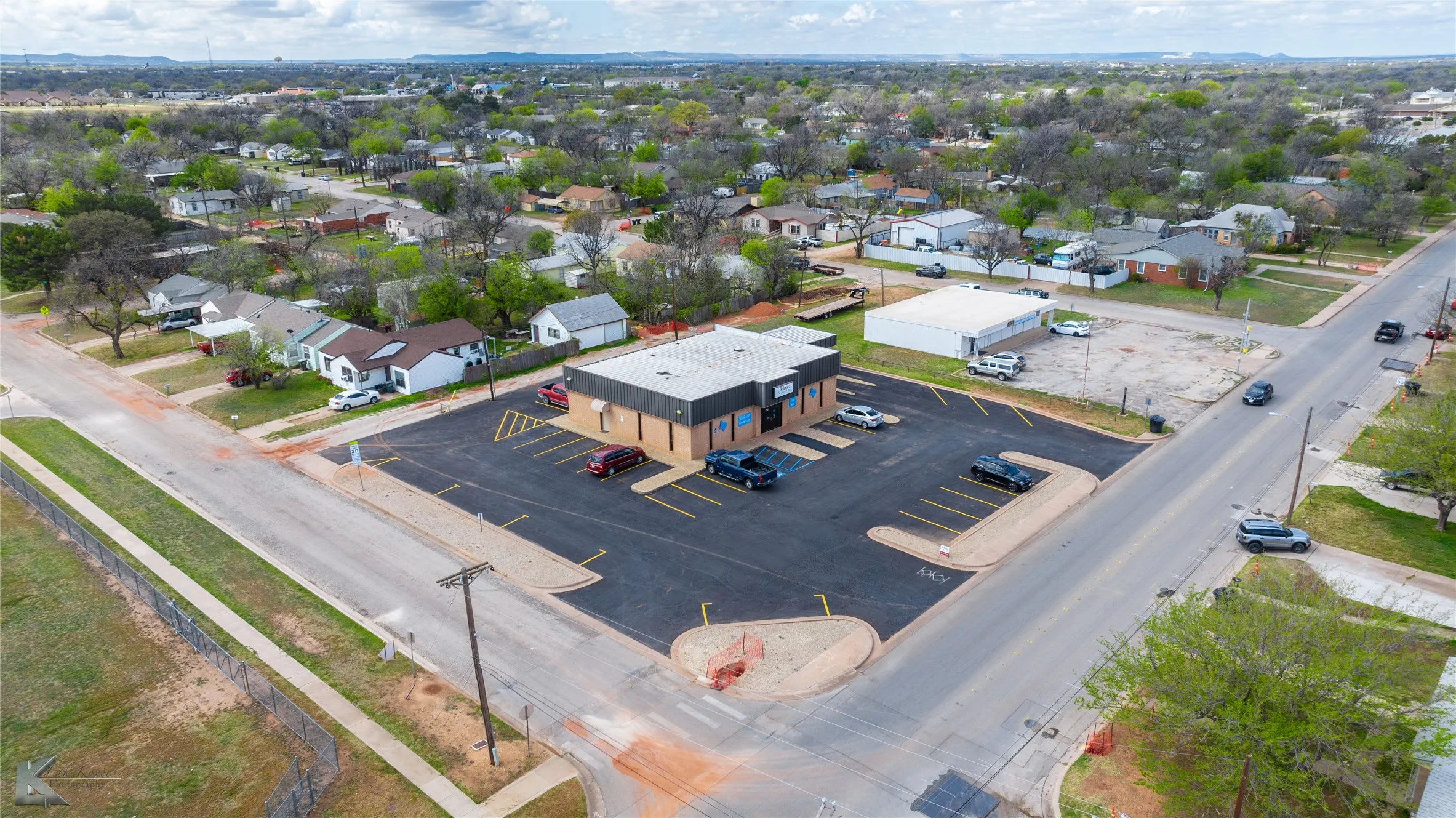 Retail For Sale in Taylor County , 1917 S 20th Street, Abilene, Texas 79602, 0, 0, Garage spaces, 0 Sqft, built in 1983, mls#21362185, Real Estate Agent in Abilene, Homes For Sale in Taylor county, Homes For Sale in Abilene, Realtor in Abilene Texas, Real Estate Brokerage Independent Realty Texas, Luminita Cordes Realtor