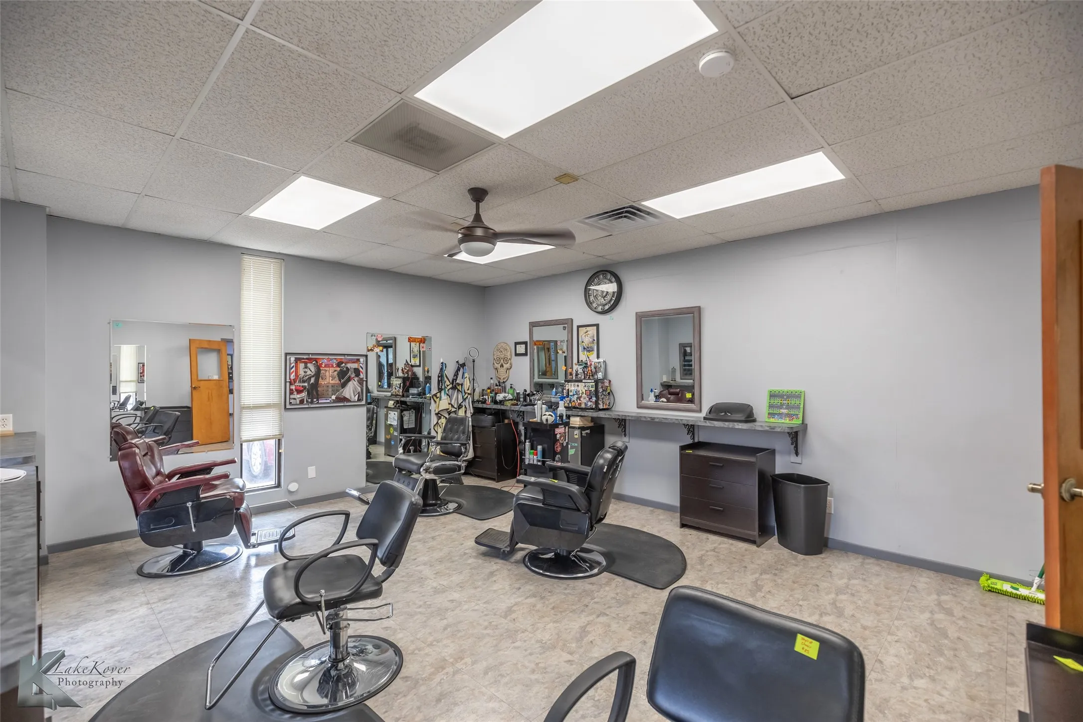 Retail For Sale in Taylor County , 1917 S 20th Street, Abilene, Texas 79602, 0, 0, Garage spaces, 0 Sqft, built in 1983, mls#21362185, Real Estate Agent in Abilene, Homes For Sale in Taylor county, Homes For Sale in Abilene, Realtor in Abilene Texas, Real Estate Brokerage Independent Realty Texas, Luminita Cordes Realtor