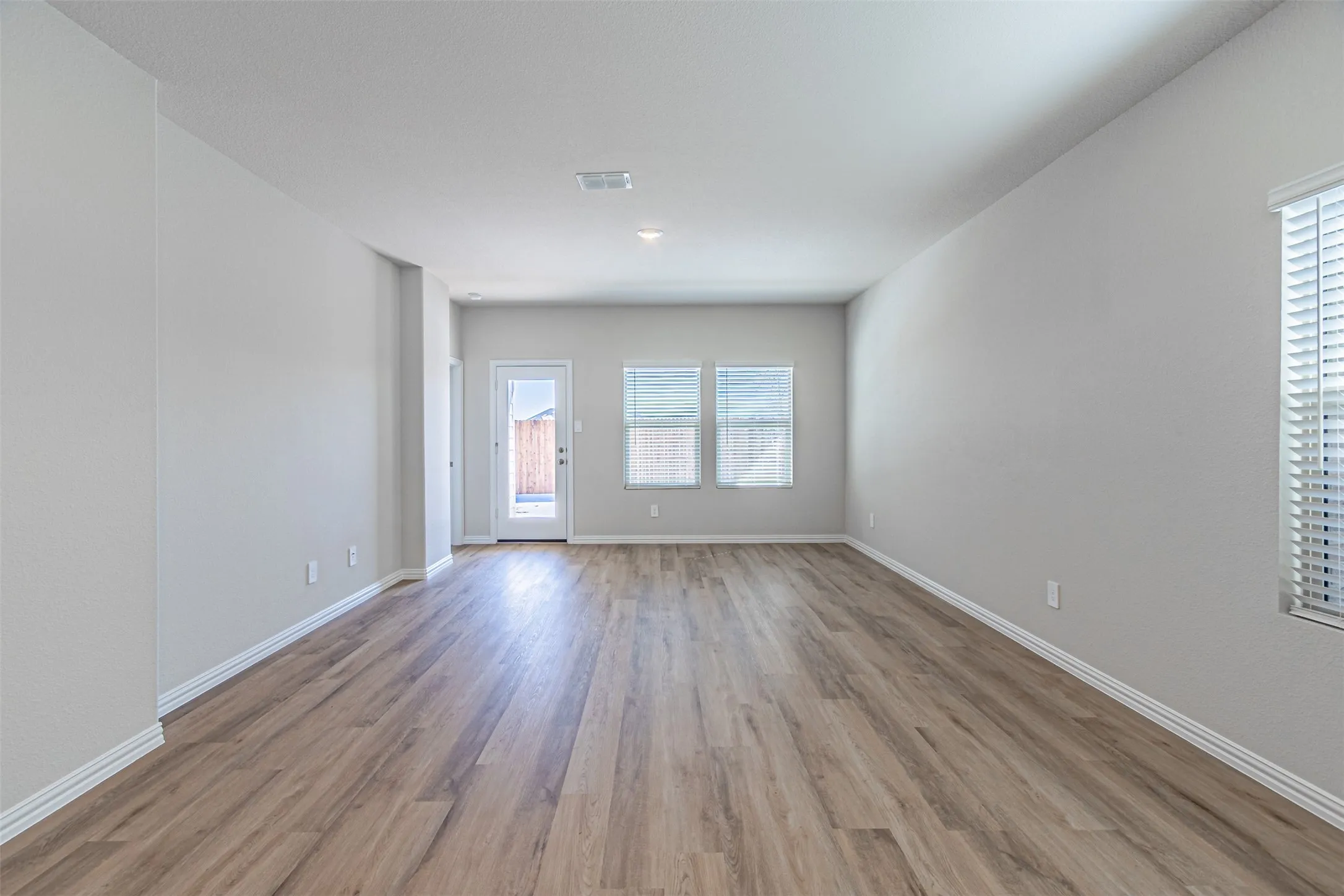 Single Family Residence For Rent in Collin County , 801 Leavenworth Drive, Mc Kinney, Texas 75071, 4 Bedroom, 2 Bathroom, 2 Garage spaces, 1,605 Sqft, built in 2026, mls#21367596, Real Estate Agent in Mc Kinney, Homes For Rent in Collin county, Homes For Rent in Mc Kinney, Realtor in Mc Kinney Texas, Real Estate Brokerage Independent Realty Texas, Luminita Cordes Realtor