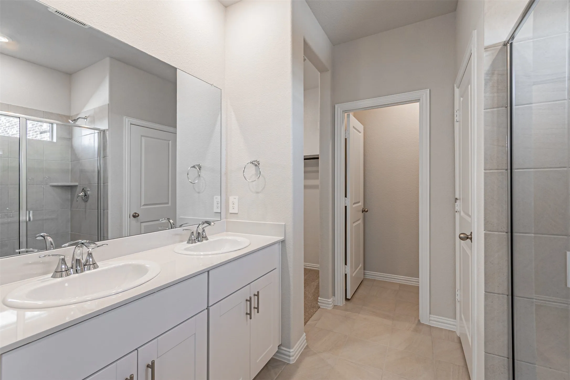 Single Family Residence For Rent in Collin County , 801 Leavenworth Drive, Mc Kinney, Texas 75071, 4 Bedroom, 2 Bathroom, 2 Garage spaces, 1,605 Sqft, built in 2026, mls#21367596, Real Estate Agent in Mc Kinney, Homes For Rent in Collin county, Homes For Rent in Mc Kinney, Realtor in Mc Kinney Texas, Real Estate Brokerage Independent Realty Texas, Luminita Cordes Realtor