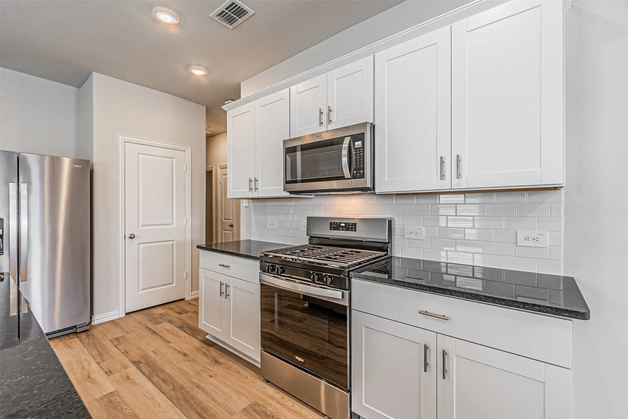 Single Family Residence For Rent in Collin County , 801 Leavenworth Drive, Mc Kinney, Texas 75071, 4 Bedroom, 2 Bathroom, 2 Garage spaces, 1,605 Sqft, built in 2026, mls#21367596, Real Estate Agent in Mc Kinney, Homes For Rent in Collin county, Homes For Rent in Mc Kinney, Realtor in Mc Kinney Texas, Real Estate Brokerage Independent Realty Texas, Luminita Cordes Realtor