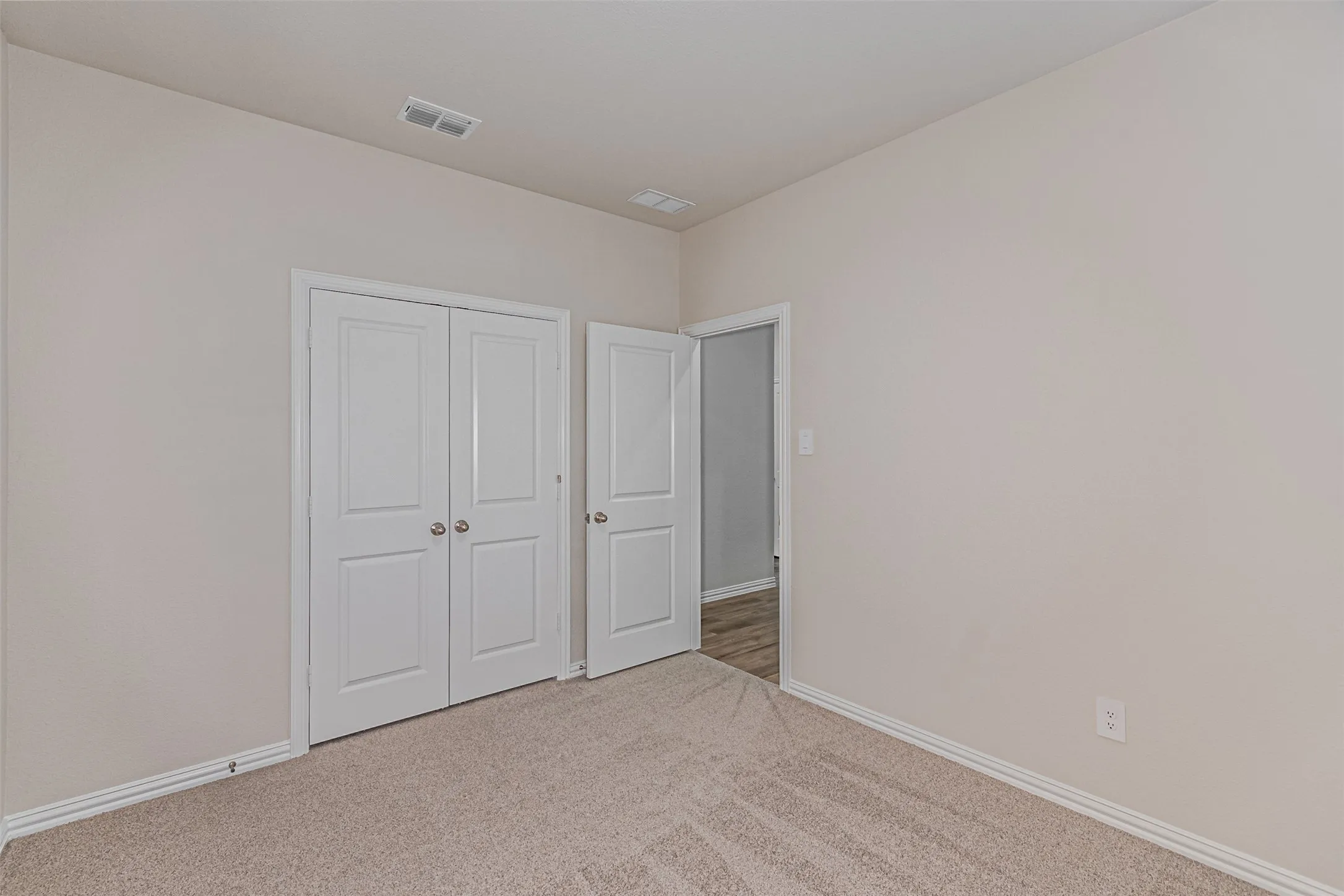 Single Family Residence For Rent in Collin County , 801 Leavenworth Drive, Mc Kinney, Texas 75071, 4 Bedroom, 2 Bathroom, 2 Garage spaces, 1,605 Sqft, built in 2026, mls#21367596, Real Estate Agent in Mc Kinney, Homes For Rent in Collin county, Homes For Rent in Mc Kinney, Realtor in Mc Kinney Texas, Real Estate Brokerage Independent Realty Texas, Luminita Cordes Realtor