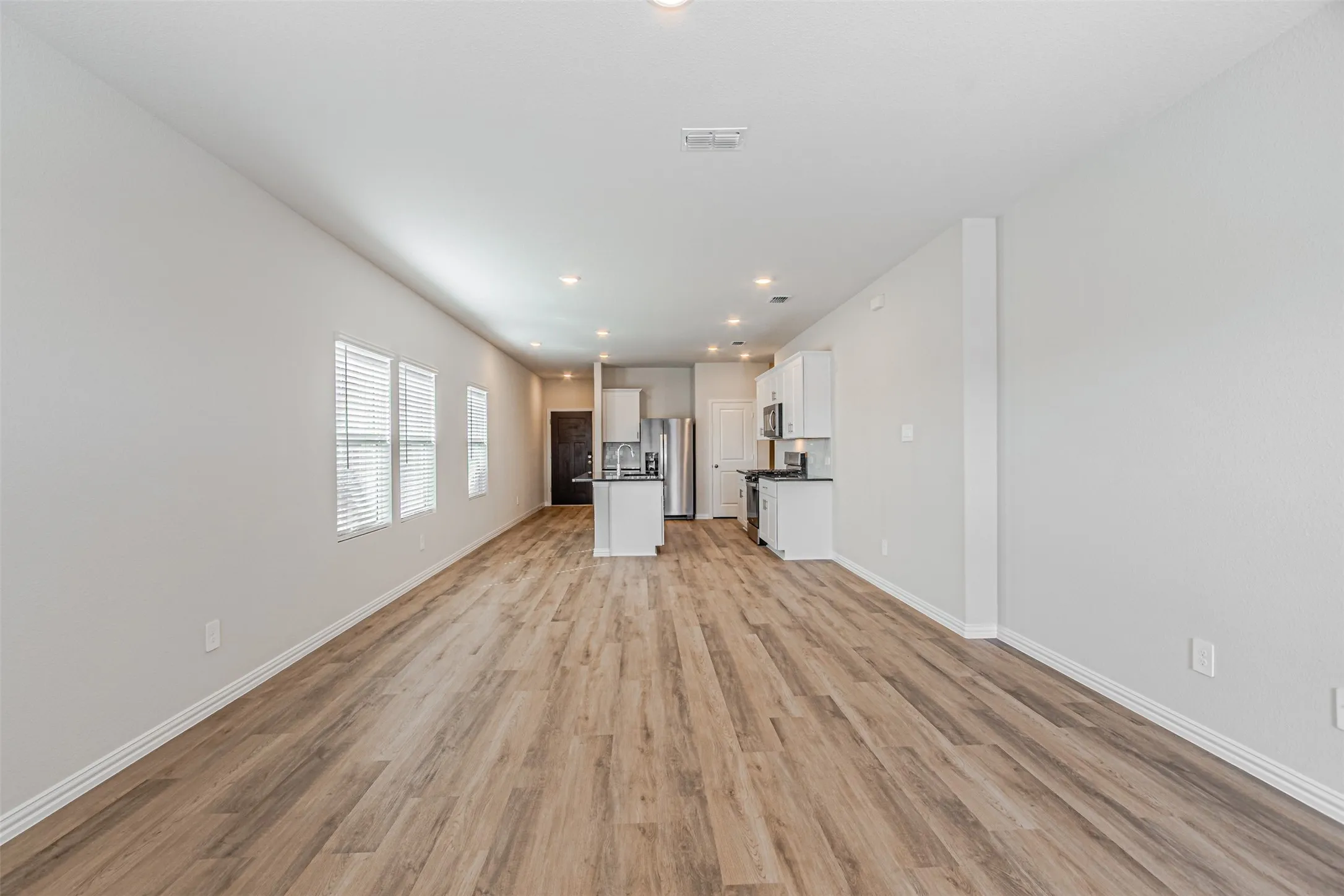 Single Family Residence For Rent in Collin County , 801 Leavenworth Drive, Mc Kinney, Texas 75071, 4 Bedroom, 2 Bathroom, 2 Garage spaces, 1,605 Sqft, built in 2026, mls#21367596, Real Estate Agent in Mc Kinney, Homes For Rent in Collin county, Homes For Rent in Mc Kinney, Realtor in Mc Kinney Texas, Real Estate Brokerage Independent Realty Texas, Luminita Cordes Realtor