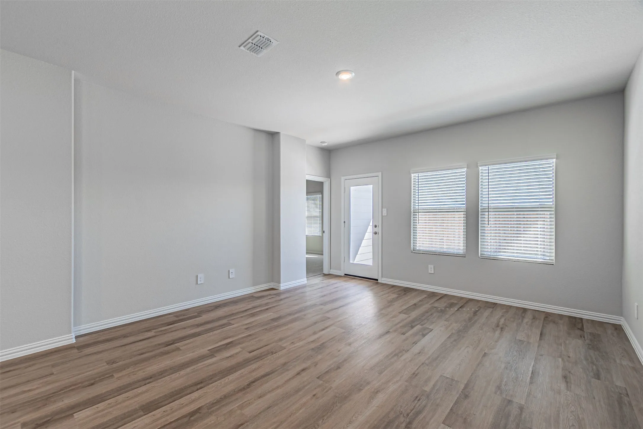 Single Family Residence For Rent in Collin County , 801 Leavenworth Drive, Mc Kinney, Texas 75071, 4 Bedroom, 2 Bathroom, 2 Garage spaces, 1,605 Sqft, built in 2026, mls#21367596, Real Estate Agent in Mc Kinney, Homes For Rent in Collin county, Homes For Rent in Mc Kinney, Realtor in Mc Kinney Texas, Real Estate Brokerage Independent Realty Texas, Luminita Cordes Realtor