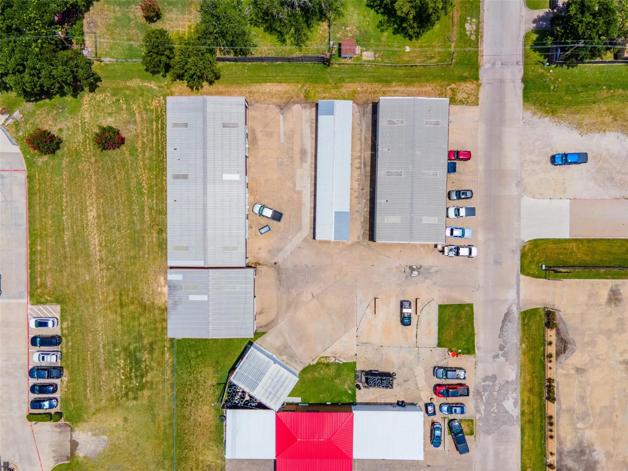 Warehouse For Rent in Kaufman County , 2000 Front Street 2002, Kaufman, Texas 75142, 0, 0, Garage spaces, 0 Sqft, built in 2020, mls#21362204, Real Estate Agent in Kaufman, Homes For Rent in Kaufman county, Homes For Rent in Kaufman, Realtor in Kaufman Texas, Real Estate Brokerage Independent Realty Texas, Luminita Cordes Realtor