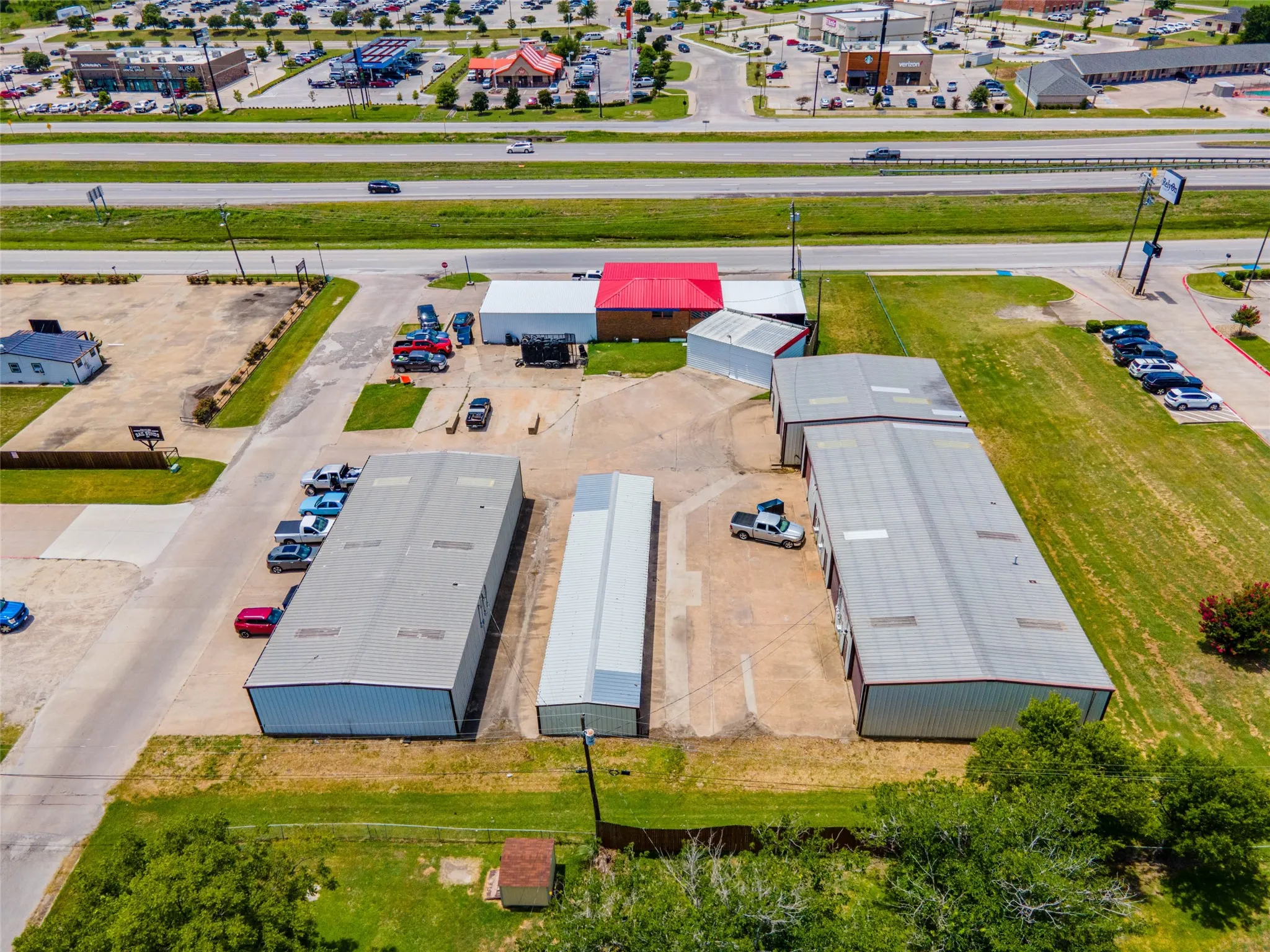 Warehouse For Rent in Kaufman County , 2000 Front Street 2002, Kaufman, Texas 75142, 0, 0, Garage spaces, 0 Sqft, built in 2020, mls#21362204, Real Estate Agent in Kaufman, Homes For Rent in Kaufman county, Homes For Rent in Kaufman, Realtor in Kaufman Texas, Real Estate Brokerage Independent Realty Texas, Luminita Cordes Realtor
