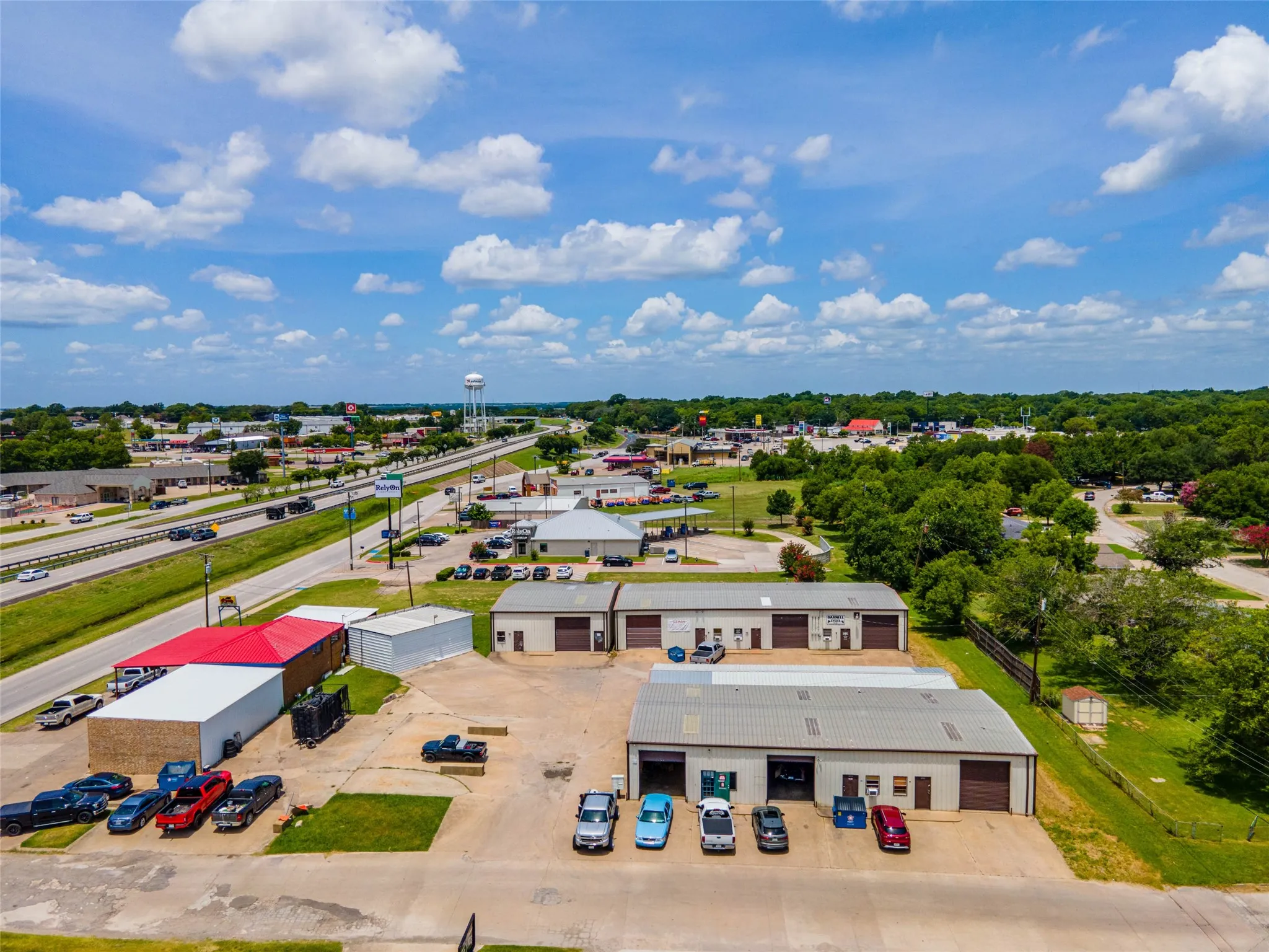 Warehouse For Rent in Kaufman County , 2000 Front Street 2002, Kaufman, Texas 75142, 0, 0, Garage spaces, 0 Sqft, built in 2020, mls#21362204, Real Estate Agent in Kaufman, Homes For Rent in Kaufman county, Homes For Rent in Kaufman, Realtor in Kaufman Texas, Real Estate Brokerage Independent Realty Texas, Luminita Cordes Realtor