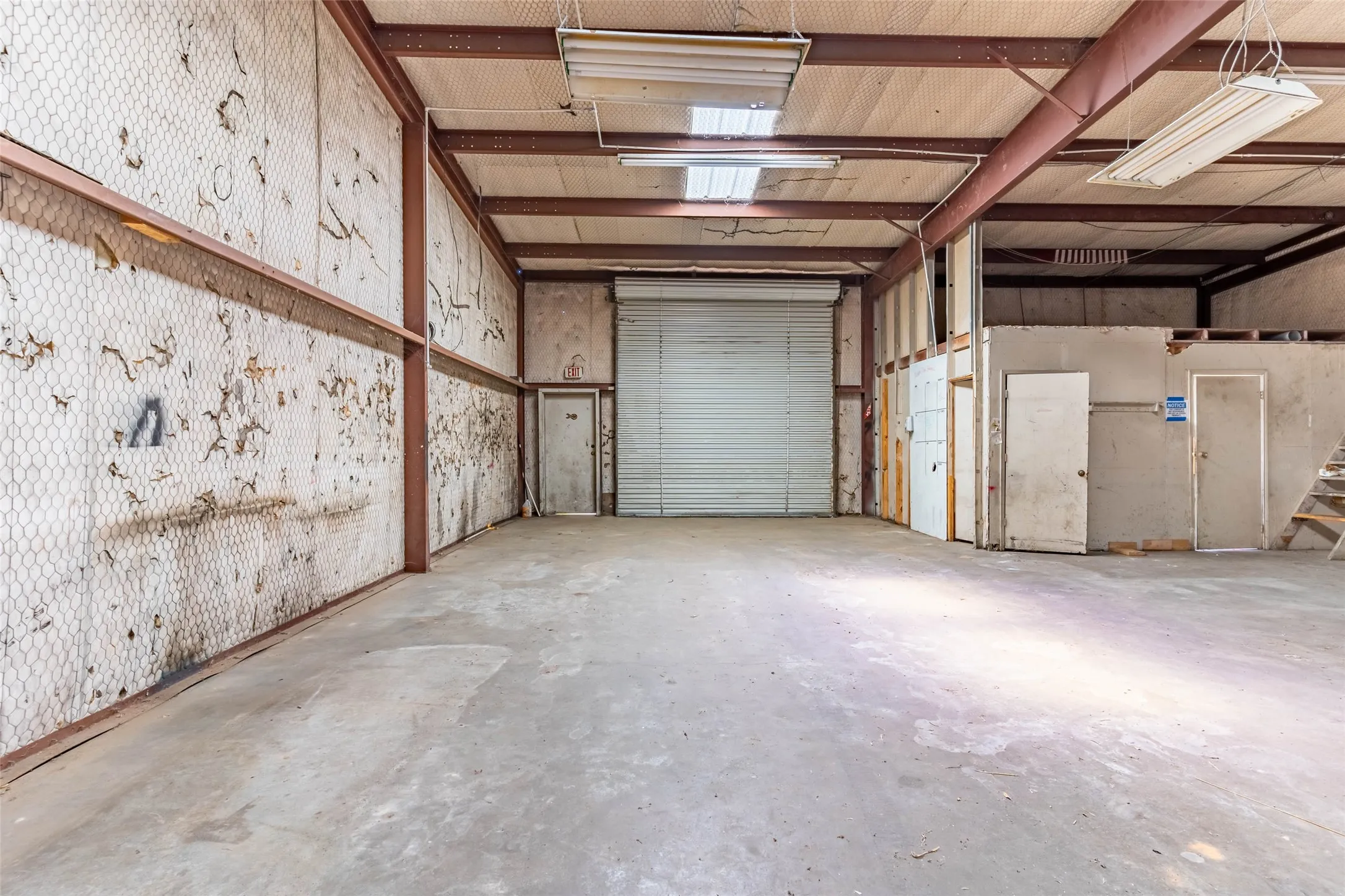 Warehouse For Rent in Kaufman County , 2000 Front Street 2002, Kaufman, Texas 75142, 0, 0, Garage spaces, 0 Sqft, built in 2020, mls#21362204, Real Estate Agent in Kaufman, Homes For Rent in Kaufman county, Homes For Rent in Kaufman, Realtor in Kaufman Texas, Real Estate Brokerage Independent Realty Texas, Luminita Cordes Realtor