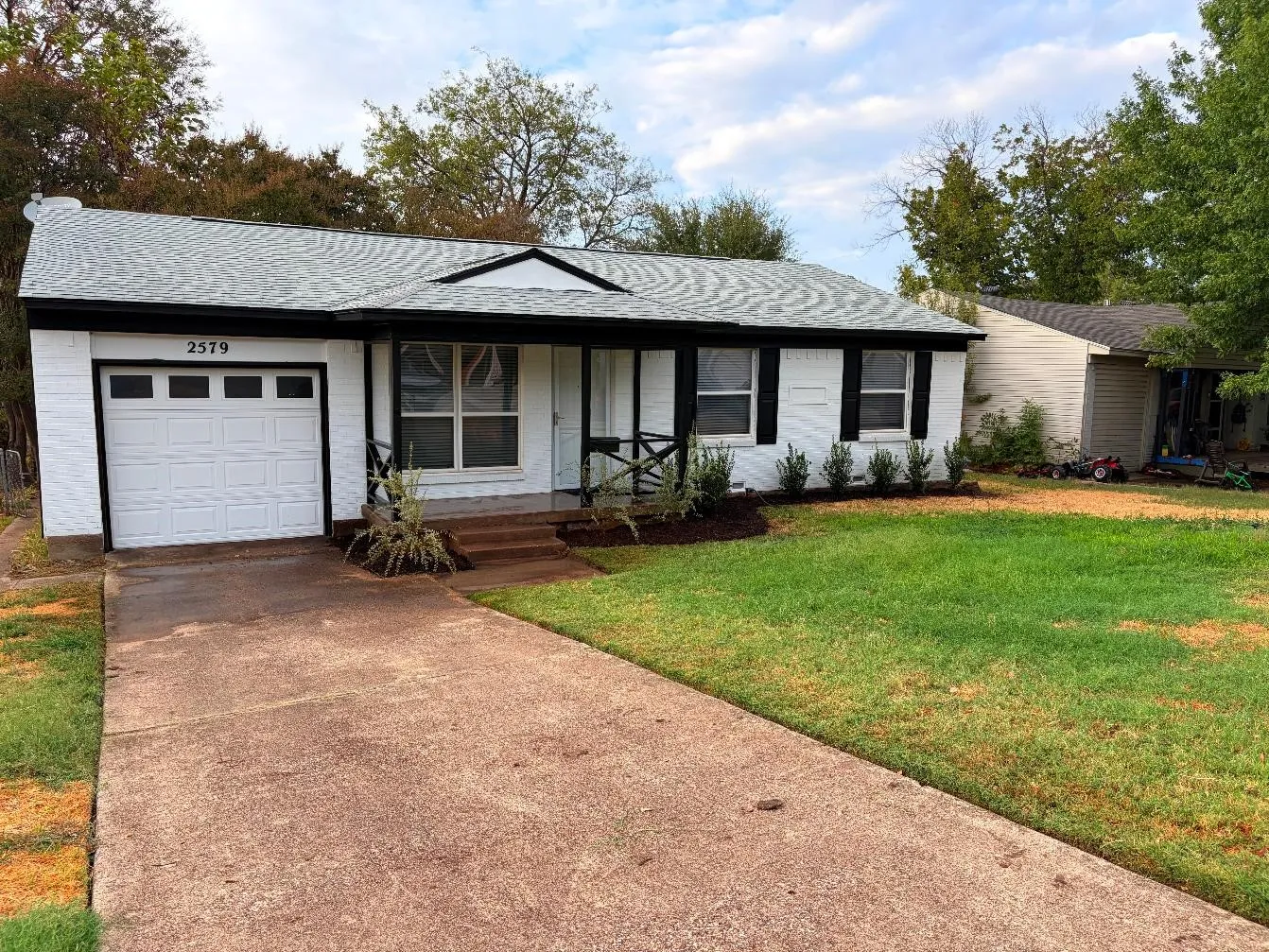 Single Family Residence For Rent in Dallas County , 2579 Springvale Drive, Farmers Branch, Texas 75234, 3 Bedroom, 2 Bathroom, 1 Garage spaces, 918 Sqft, built in 1958, mls#21367407, Real Estate Agent in Farmers Branch, Homes For Rent in Dallas county, Homes For Rent in Farmers Branch, Realtor in Farmers Branch Texas, Real Estate Brokerage Independent Realty Texas, Luminita Cordes Realtor