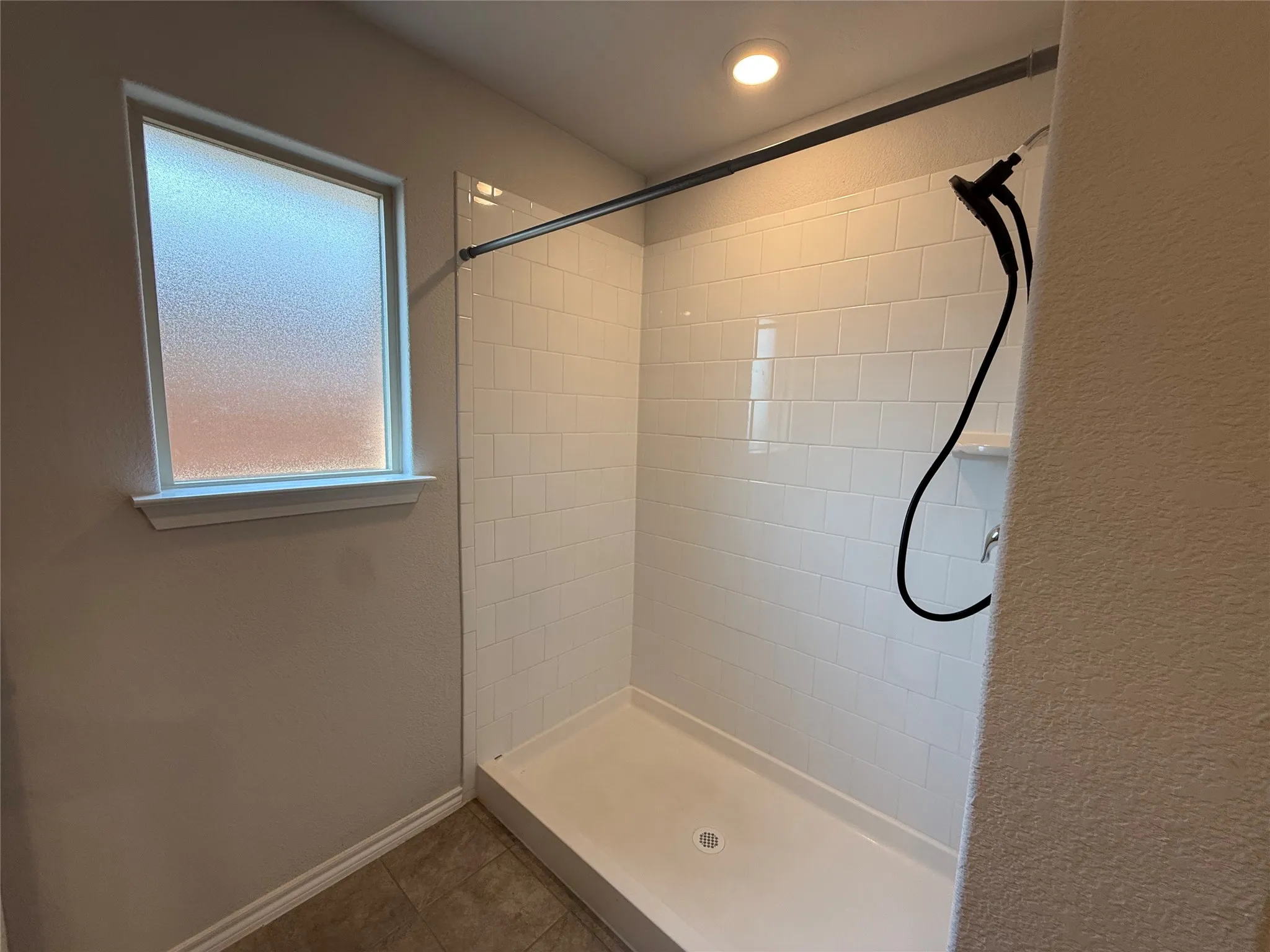 Single Family Residence For Sale in Wise County , 124 Greengate Drive, Boyd, Texas 76023, 3 Bedroom, 2 Bathroom, 2 Garage spaces, 1,333 Sqft, built in 2022, mls#21367403, Real Estate Agent in Boyd, Homes For Sale in Wise county, Homes For Sale in Boyd, Realtor in Boyd Texas, Real Estate Brokerage Independent Realty Texas, Luminita Cordes Realtor