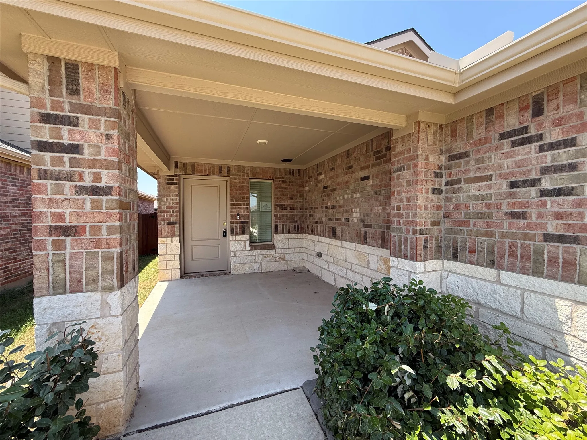 Single Family Residence For Sale in Wise County , 124 Greengate Drive, Boyd, Texas 76023, 3 Bedroom, 2 Bathroom, 2 Garage spaces, 1,333 Sqft, built in 2022, mls#21367403, Real Estate Agent in Boyd, Homes For Sale in Wise county, Homes For Sale in Boyd, Realtor in Boyd Texas, Real Estate Brokerage Independent Realty Texas, Luminita Cordes Realtor
