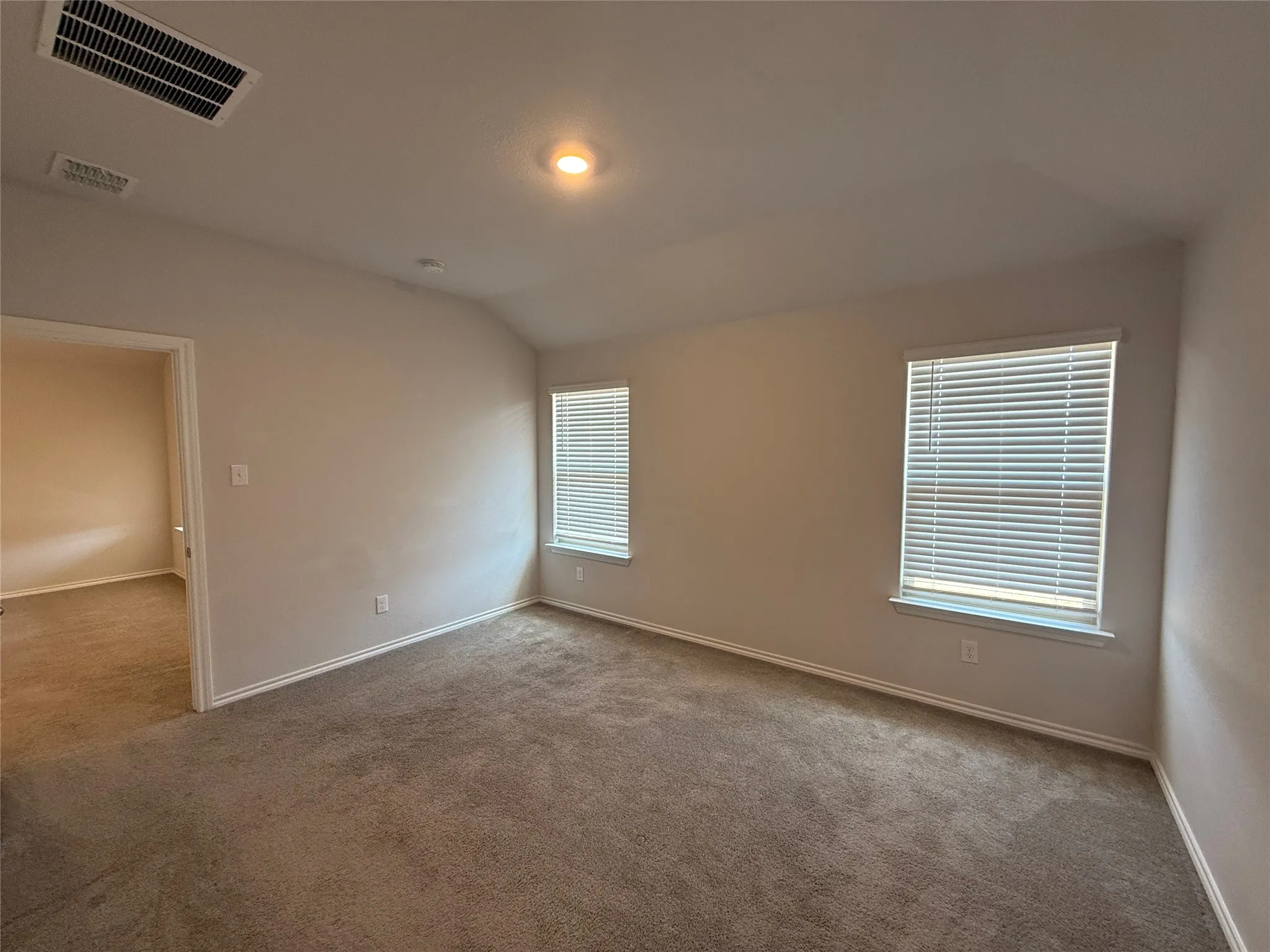 Single Family Residence For Sale in Wise County , 124 Greengate Drive, Boyd, Texas 76023, 3 Bedroom, 2 Bathroom, 2 Garage spaces, 1,333 Sqft, built in 2022, mls#21367403, Real Estate Agent in Boyd, Homes For Sale in Wise county, Homes For Sale in Boyd, Realtor in Boyd Texas, Real Estate Brokerage Independent Realty Texas, Luminita Cordes Realtor