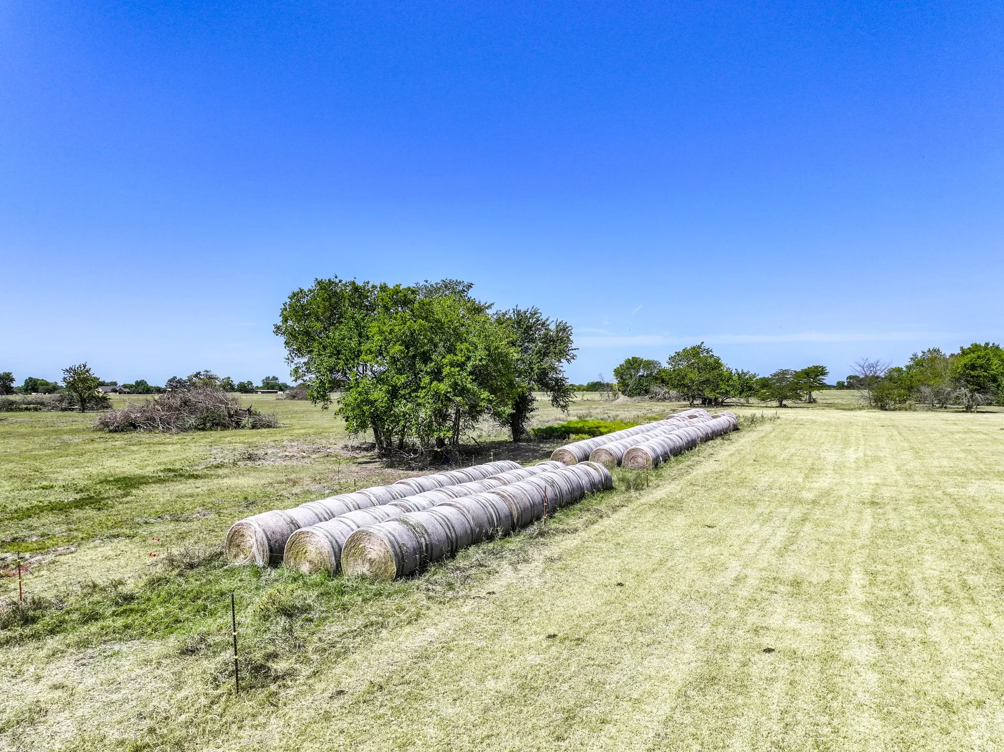 Unimproved Land For Sale in Hopkins County , 229 County Road 4733, Cumby, Texas 75433, 0, 0, Garage spaces, 0 Sqft, built in 0, mls#21367601, Real Estate Agent in Cumby, Homes For Sale in Hopkins county, Homes For Sale in Cumby, Realtor in Cumby Texas, Real Estate Brokerage Independent Realty Texas, Luminita Cordes Realtor