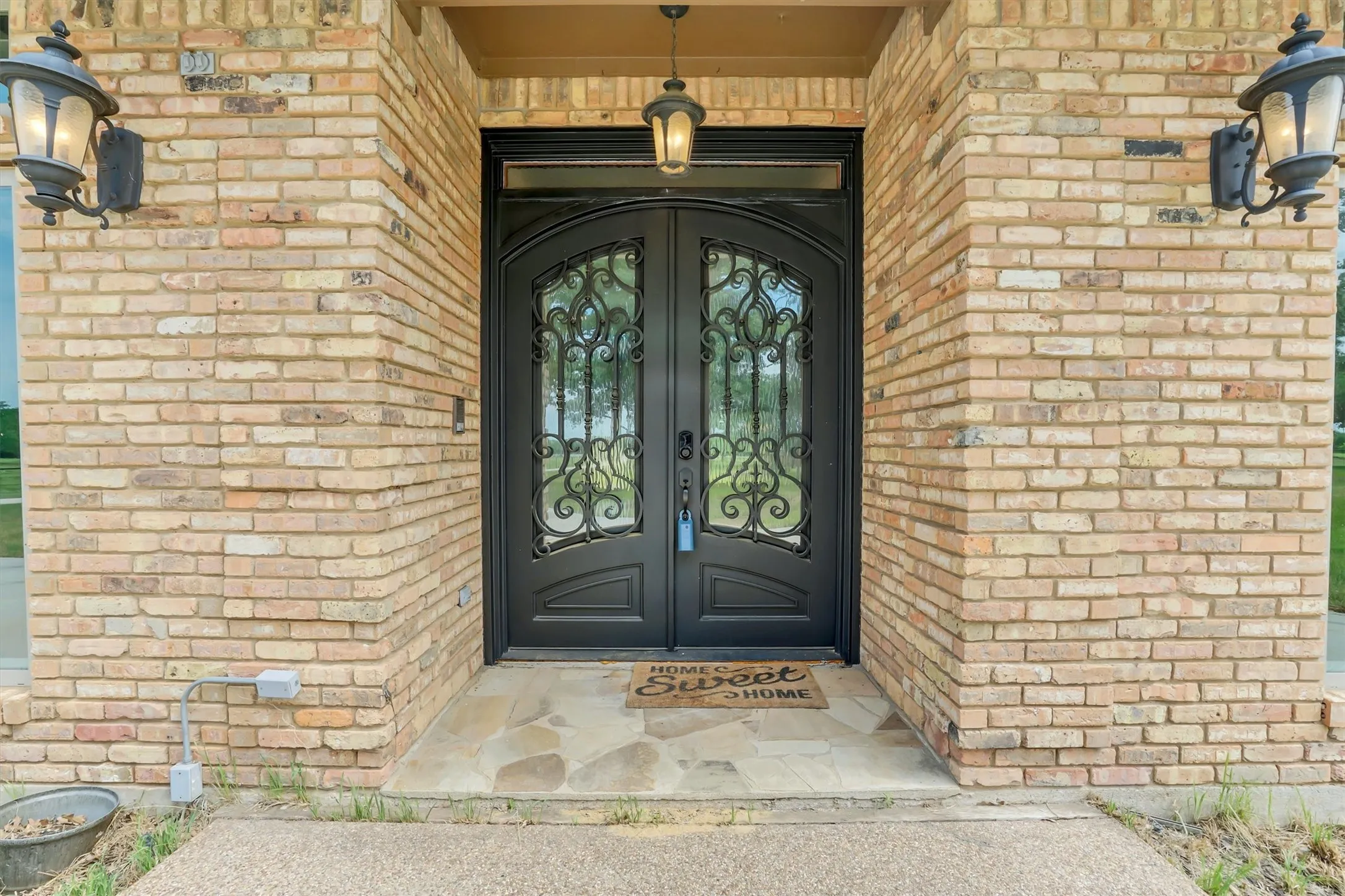 Single Family Residence For Rent in Denton County , 631 Fm 407 E, Argyle, Texas 76226, 4 Bedroom, 3 Bathroom, 3 Garage spaces, 4,790 Sqft, built in 1984, mls#21367602, Real Estate Agent in Argyle, Homes For Rent in Denton county, Homes For Rent in Argyle, Realtor in Argyle Texas, Real Estate Brokerage Independent Realty Texas, Luminita Cordes Realtor