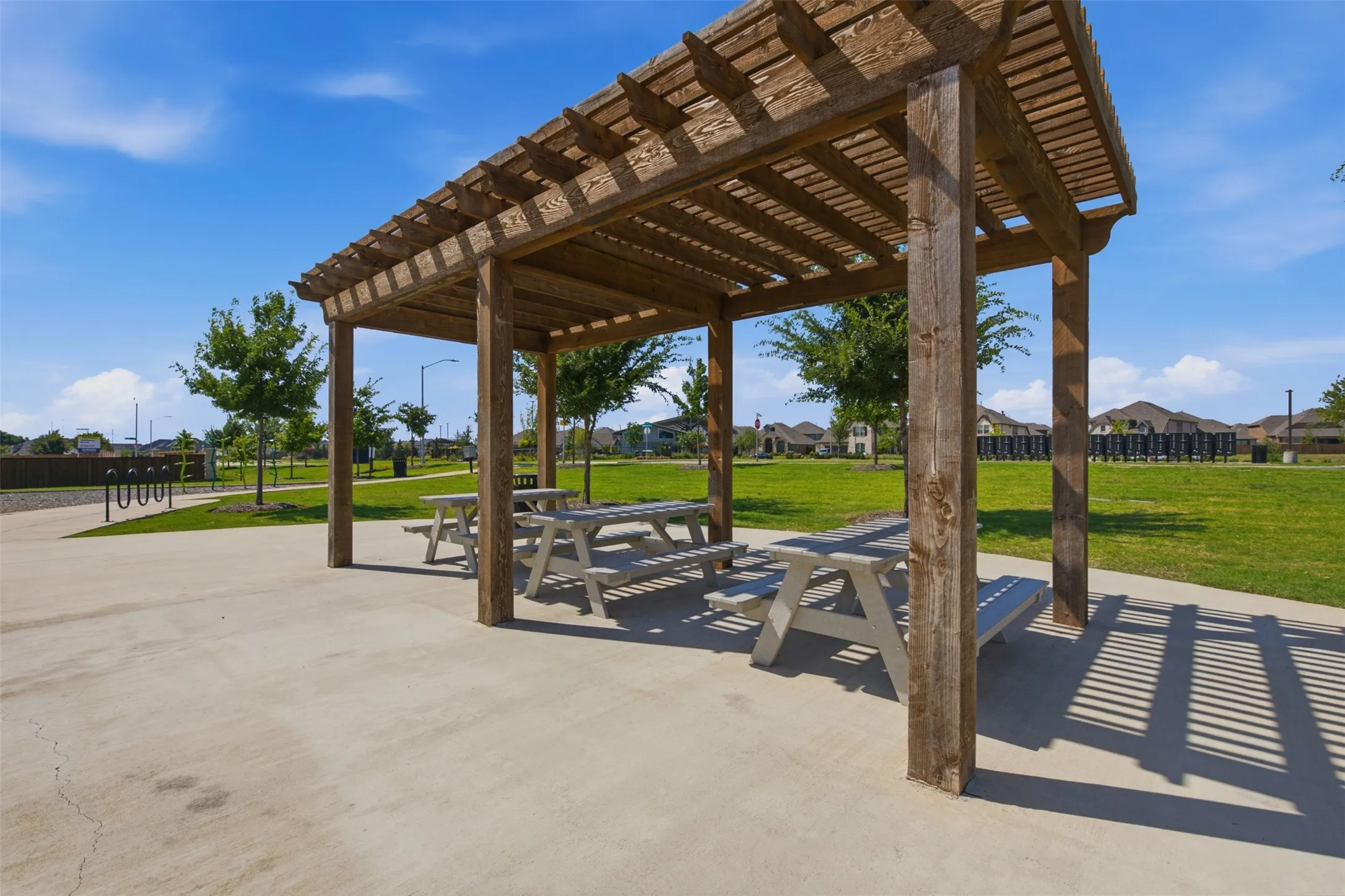 Single Family Residence For Rent in Denton County , 1121 Western Yarrow Avenue, Justin, Texas 76247, 4 Bedroom, 2 Bathroom, 2 Garage spaces, 1,566 Sqft, built in 2023, mls#21367605, Real Estate Agent in Justin, Homes For Rent in Denton county, Homes For Rent in Justin, Realtor in Justin Texas, Real Estate Brokerage Independent Realty Texas, Luminita Cordes Realtor