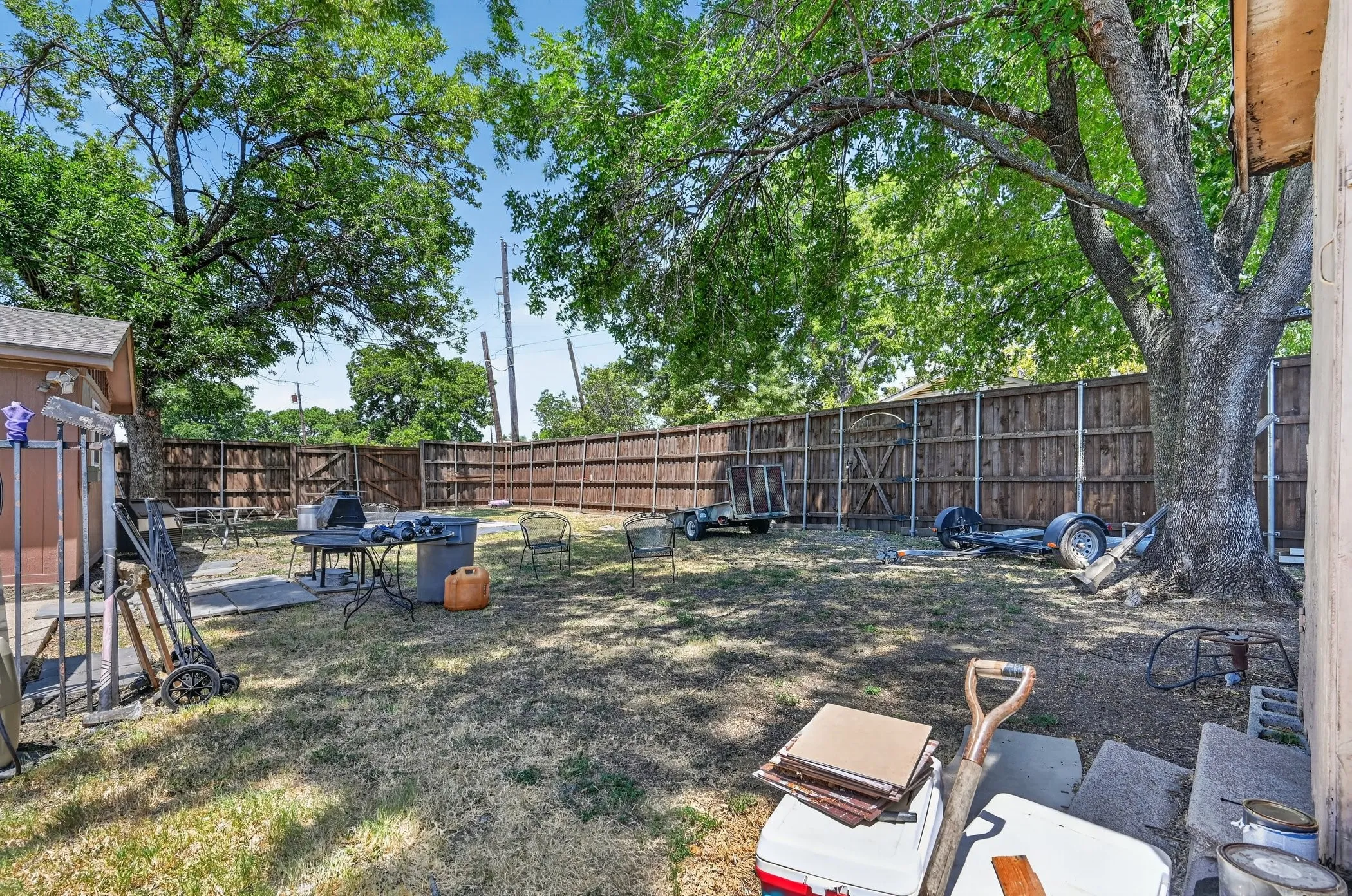 Single Family Residence For Sale in Dallas County , 3532 Edgebrook Drive, Mesquite, Texas 75150, 3 Bedroom, 2 Bathroom, Garage spaces, 1,387 Sqft, built in 1959, mls#21358882, Real Estate Agent in Mesquite, Homes For Sale in Dallas county, Homes For Sale in Mesquite, Realtor in Mesquite Texas, Real Estate Brokerage Independent Realty Texas, Luminita Cordes Realtor