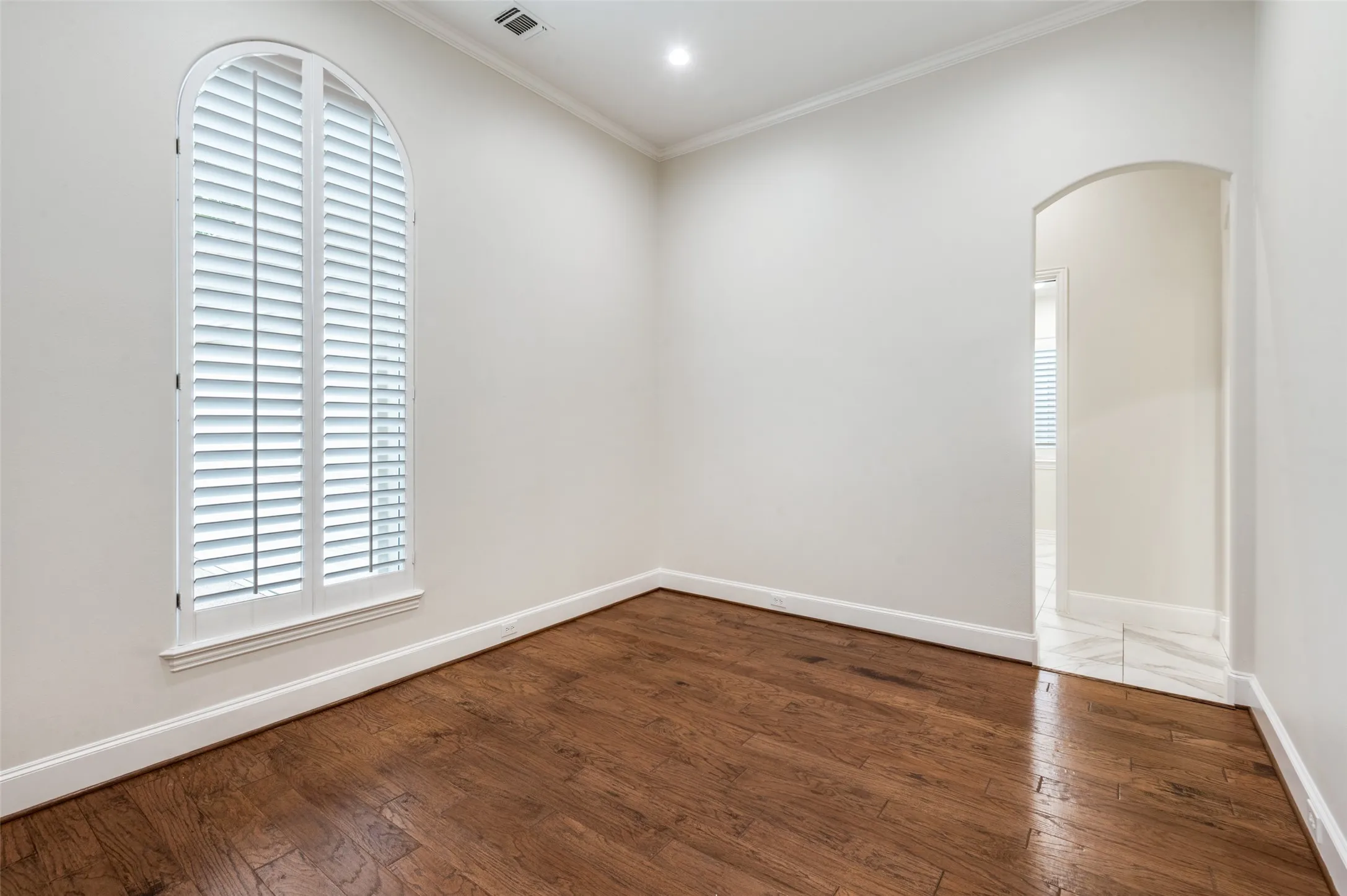 Single Family Residence For Rent in Collin County , 6526 Star Creek, Frisco, Texas 75034, 3 Bedroom, 3 Bathroom, 2 Garage spaces, 3,167 Sqft, built in 1997, mls#21367614, Real Estate Agent in Frisco, Homes For Rent in Collin county, Homes For Rent in Frisco, Realtor in Frisco Texas, Real Estate Brokerage Independent Realty Texas, Luminita Cordes Realtor