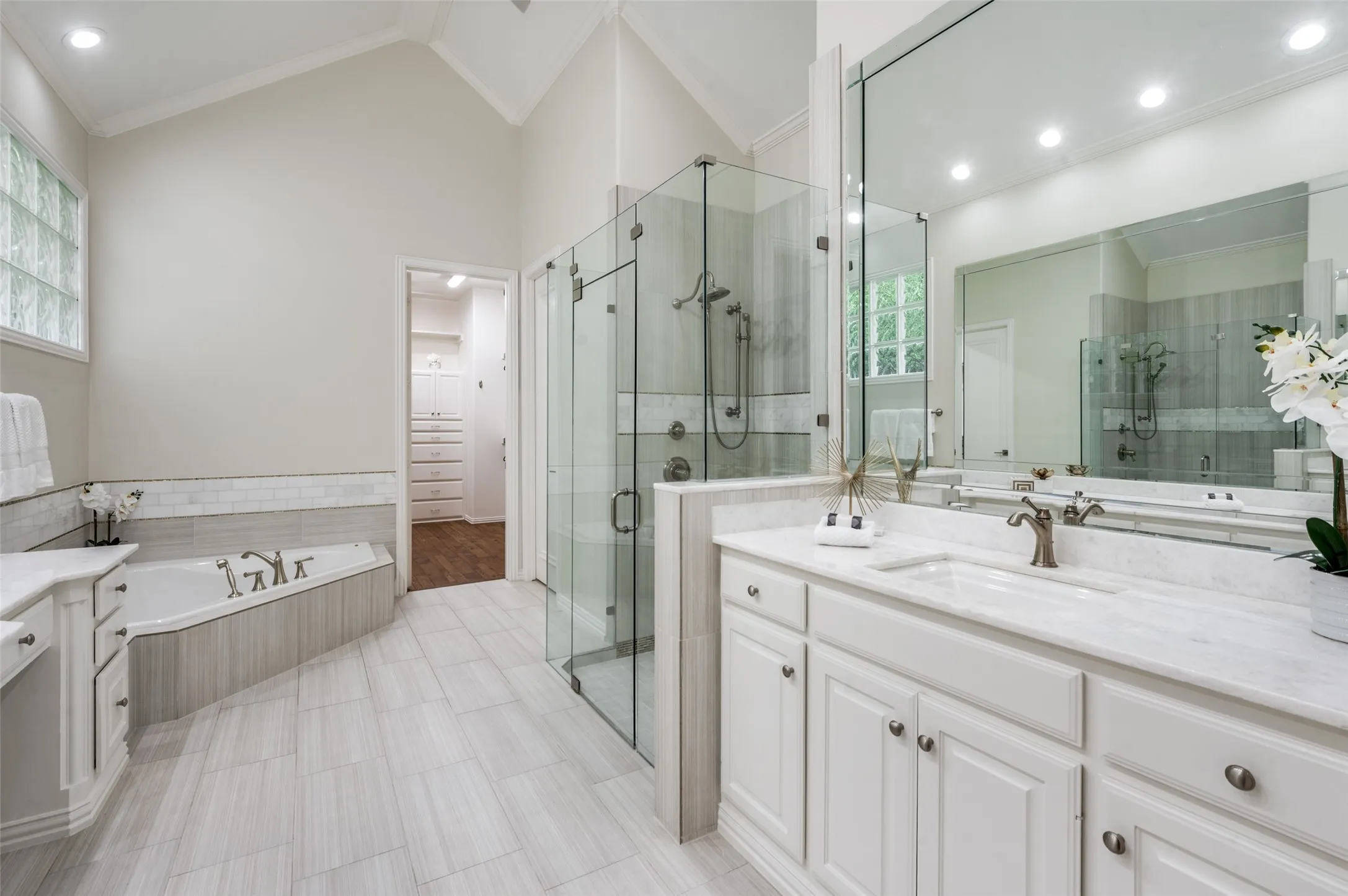 Single Family Residence For Rent in Collin County , 6526 Star Creek, Frisco, Texas 75034, 3 Bedroom, 3 Bathroom, 2 Garage spaces, 3,167 Sqft, built in 1997, mls#21367614, Real Estate Agent in Frisco, Homes For Rent in Collin county, Homes For Rent in Frisco, Realtor in Frisco Texas, Real Estate Brokerage Independent Realty Texas, Luminita Cordes Realtor
