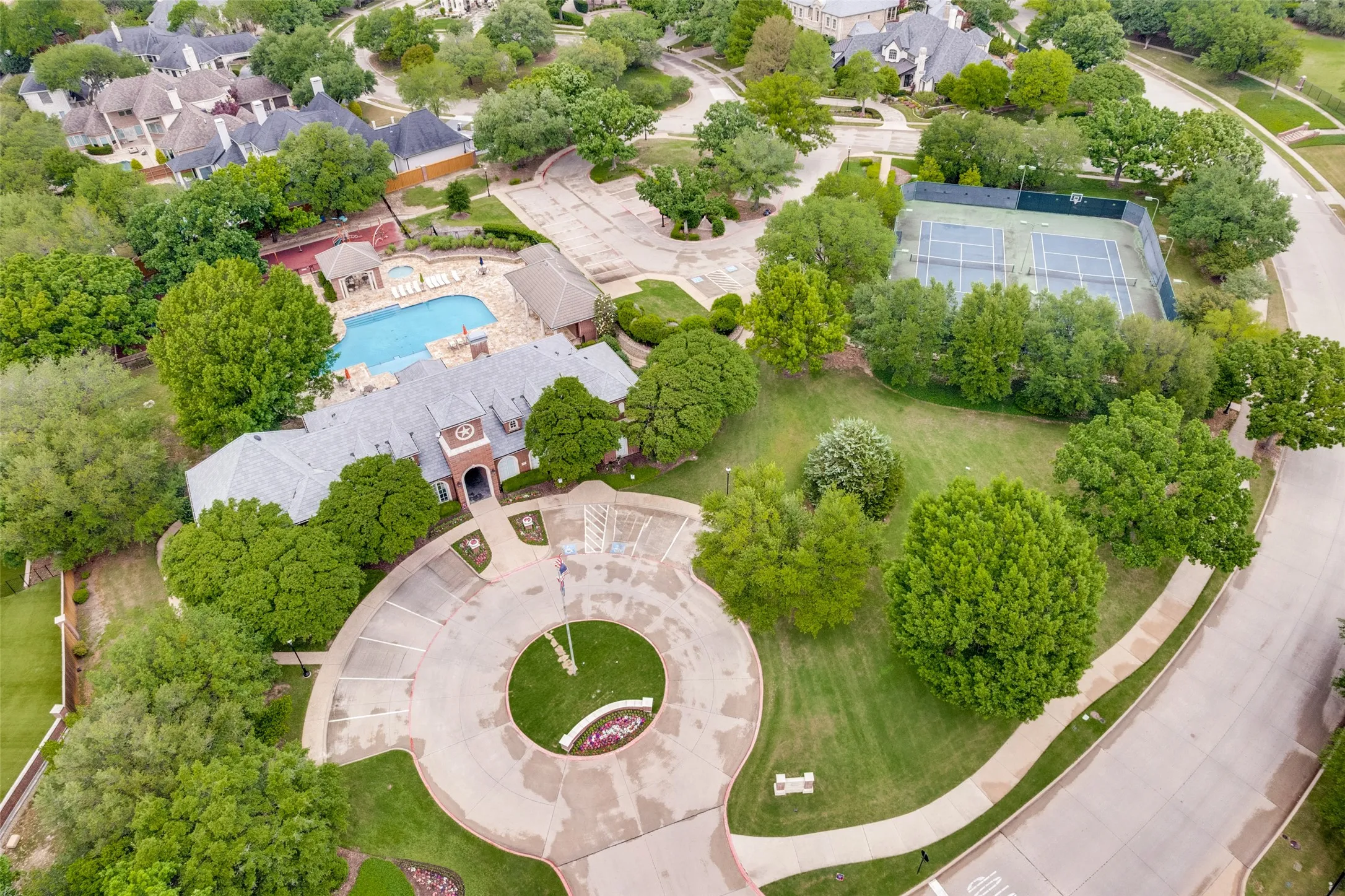 Single Family Residence For Rent in Collin County , 6526 Star Creek, Frisco, Texas 75034, 3 Bedroom, 3 Bathroom, 2 Garage spaces, 3,167 Sqft, built in 1997, mls#21367614, Real Estate Agent in Frisco, Homes For Rent in Collin county, Homes For Rent in Frisco, Realtor in Frisco Texas, Real Estate Brokerage Independent Realty Texas, Luminita Cordes Realtor