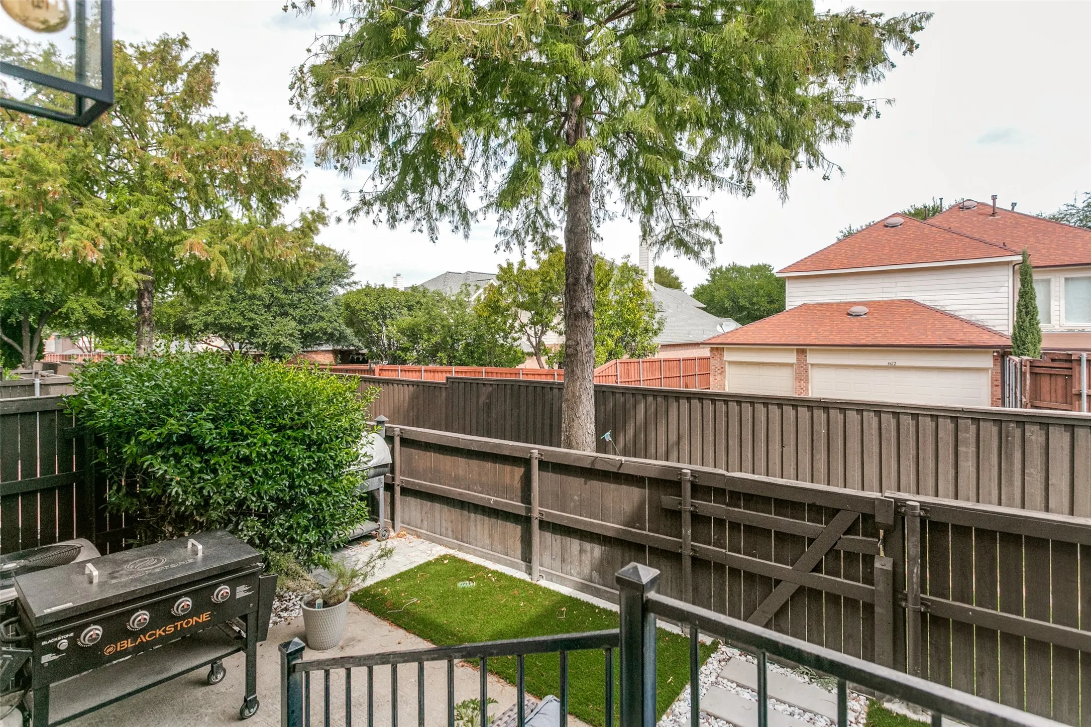 Townhouse For Rent in Collin County , 4603 Penelope Lane, Plano, Texas 75024, 2 Bedroom, 3 Bathroom, 2 Garage spaces, 1,632 Sqft, built in 2006, mls#21367412, Real Estate Agent in Plano, Homes For Rent in Collin county, Homes For Rent in Plano, Realtor in Plano Texas, Real Estate Brokerage Independent Realty Texas, Luminita Cordes Realtor