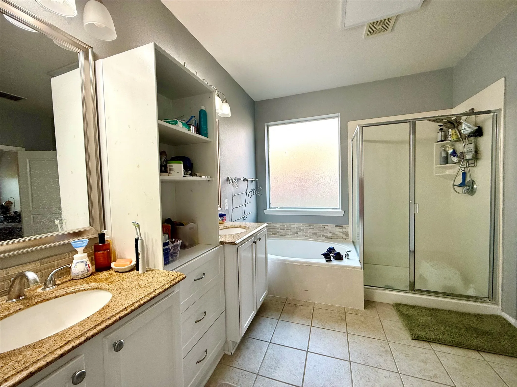 Single Family Residence For Rent in Collin County , 7704 Val Verde Drive, Mc Kinney, Texas 75071, 5 Bedroom, 3 Bathroom, 2 Garage spaces, 2,654 Sqft, built in 2005, mls#21367572, Real Estate Agent in Mc Kinney, Homes For Rent in Collin county, Homes For Rent in Mc Kinney, Realtor in Mc Kinney Texas, Real Estate Brokerage Independent Realty Texas, Luminita Cordes Realtor