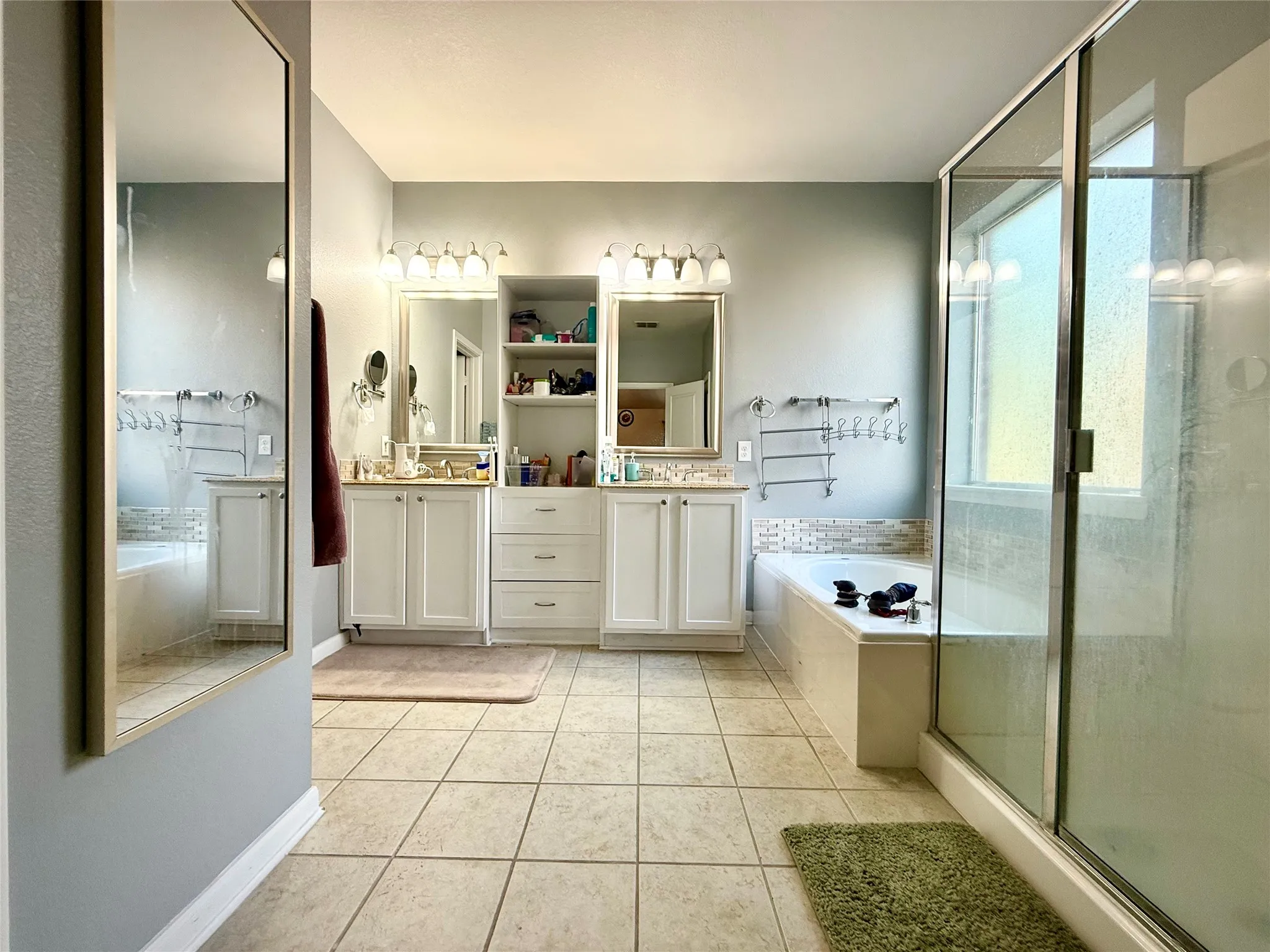 Single Family Residence For Rent in Collin County , 7704 Val Verde Drive, Mc Kinney, Texas 75071, 5 Bedroom, 3 Bathroom, 2 Garage spaces, 2,654 Sqft, built in 2005, mls#21367572, Real Estate Agent in Mc Kinney, Homes For Rent in Collin county, Homes For Rent in Mc Kinney, Realtor in Mc Kinney Texas, Real Estate Brokerage Independent Realty Texas, Luminita Cordes Realtor