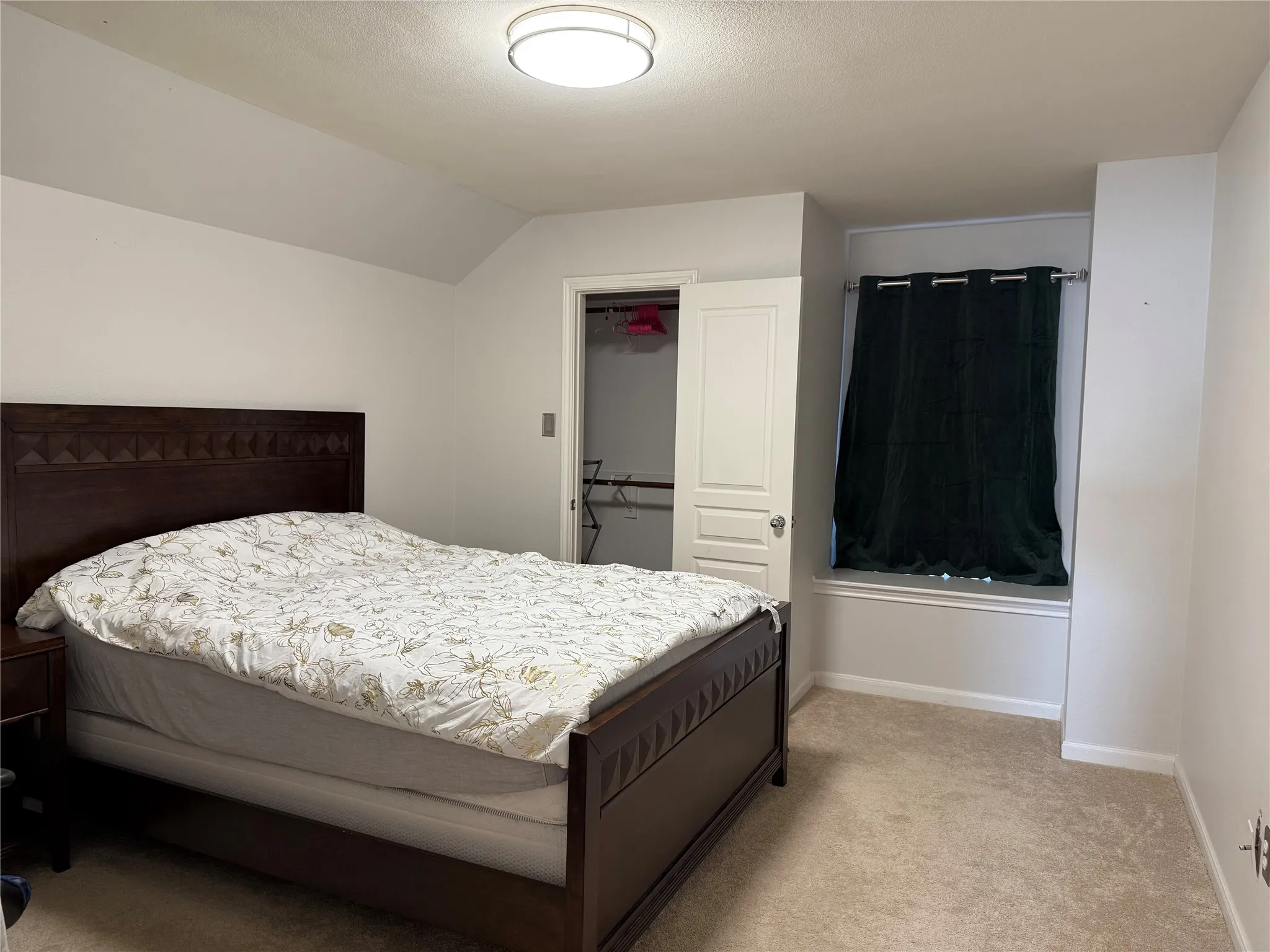 Single Family Residence For Rent in Collin County , 7704 Val Verde Drive, Mc Kinney, Texas 75071, 5 Bedroom, 3 Bathroom, 2 Garage spaces, 2,654 Sqft, built in 2005, mls#21367572, Real Estate Agent in Mc Kinney, Homes For Rent in Collin county, Homes For Rent in Mc Kinney, Realtor in Mc Kinney Texas, Real Estate Brokerage Independent Realty Texas, Luminita Cordes Realtor