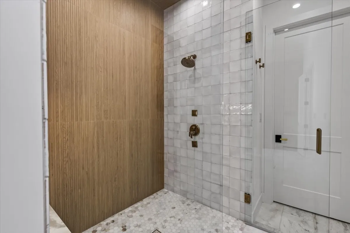 Single Family Residence For Sale in Kaufman County , 1141 Beacon Shore Road, Kemp, Texas 75143, 4 Bedroom, 4 Bathroom, 2 Garage spaces, 3,097 Sqft, built in 2025, mls#21365349, Real Estate Agent in Kemp, Homes For Sale in Kaufman county, Homes For Sale in Kemp, Realtor in Kemp Texas, Real Estate Brokerage Independent Realty Texas, Luminita Cordes Realtor