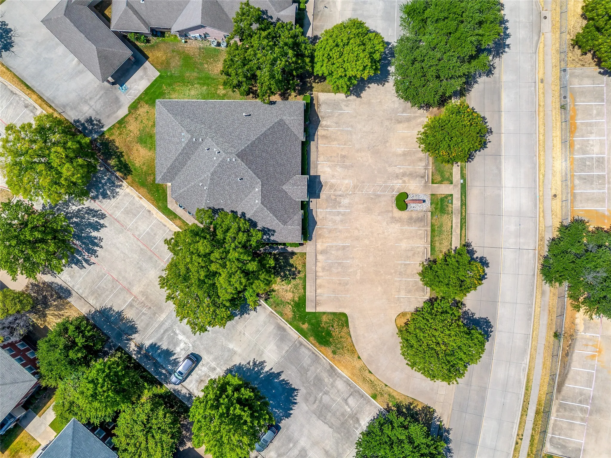 Office For Sale in Tarrant County , 4201 Gateway Drive, Colleyville, Texas 76034, 0, 0, Garage spaces, 0 Sqft, built in 2000, mls#21365795, Real Estate Agent in Colleyville, Homes For Sale in Tarrant county, Homes For Sale in Colleyville, Realtor in Colleyville Texas, Real Estate Brokerage Independent Realty Texas, Luminita Cordes Realtor