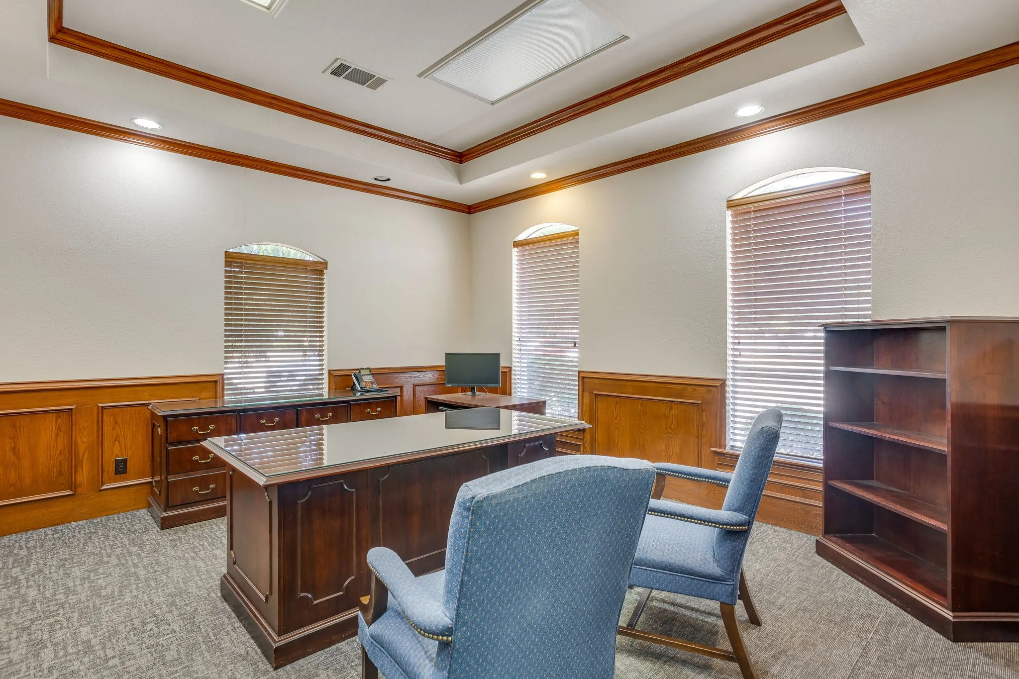 Office For Sale in Tarrant County , 4201 Gateway Drive, Colleyville, Texas 76034, 0, 0, Garage spaces, 0 Sqft, built in 2000, mls#21365795, Real Estate Agent in Colleyville, Homes For Sale in Tarrant county, Homes For Sale in Colleyville, Realtor in Colleyville Texas, Real Estate Brokerage Independent Realty Texas, Luminita Cordes Realtor
