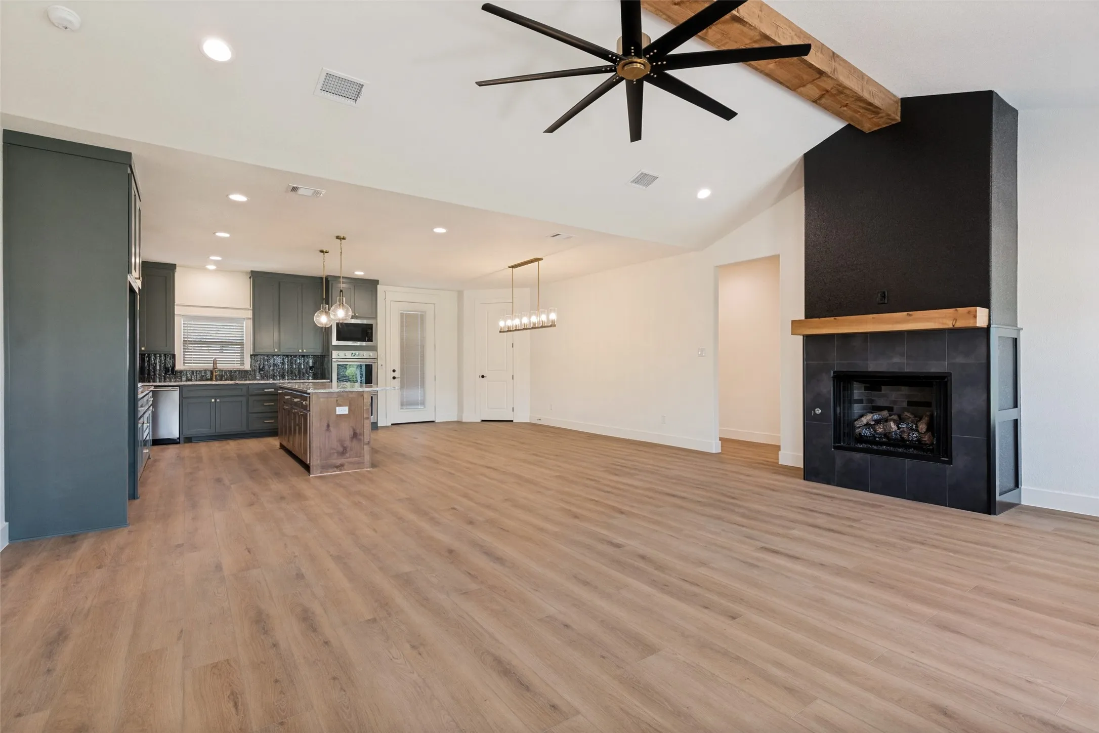 Single Family Residence For Sale in Wise County , 108 Keeter Springs Road, Springtown, Texas 76082, 4 Bedroom, 3 Bathroom, Garage spaces, 2,189 Sqft, built in 2026, mls#21367629, Real Estate Agent in Springtown, Homes For Sale in Wise county, Homes For Sale in Springtown, Realtor in Springtown Texas, Real Estate Brokerage Independent Realty Texas, Luminita Cordes Realtor