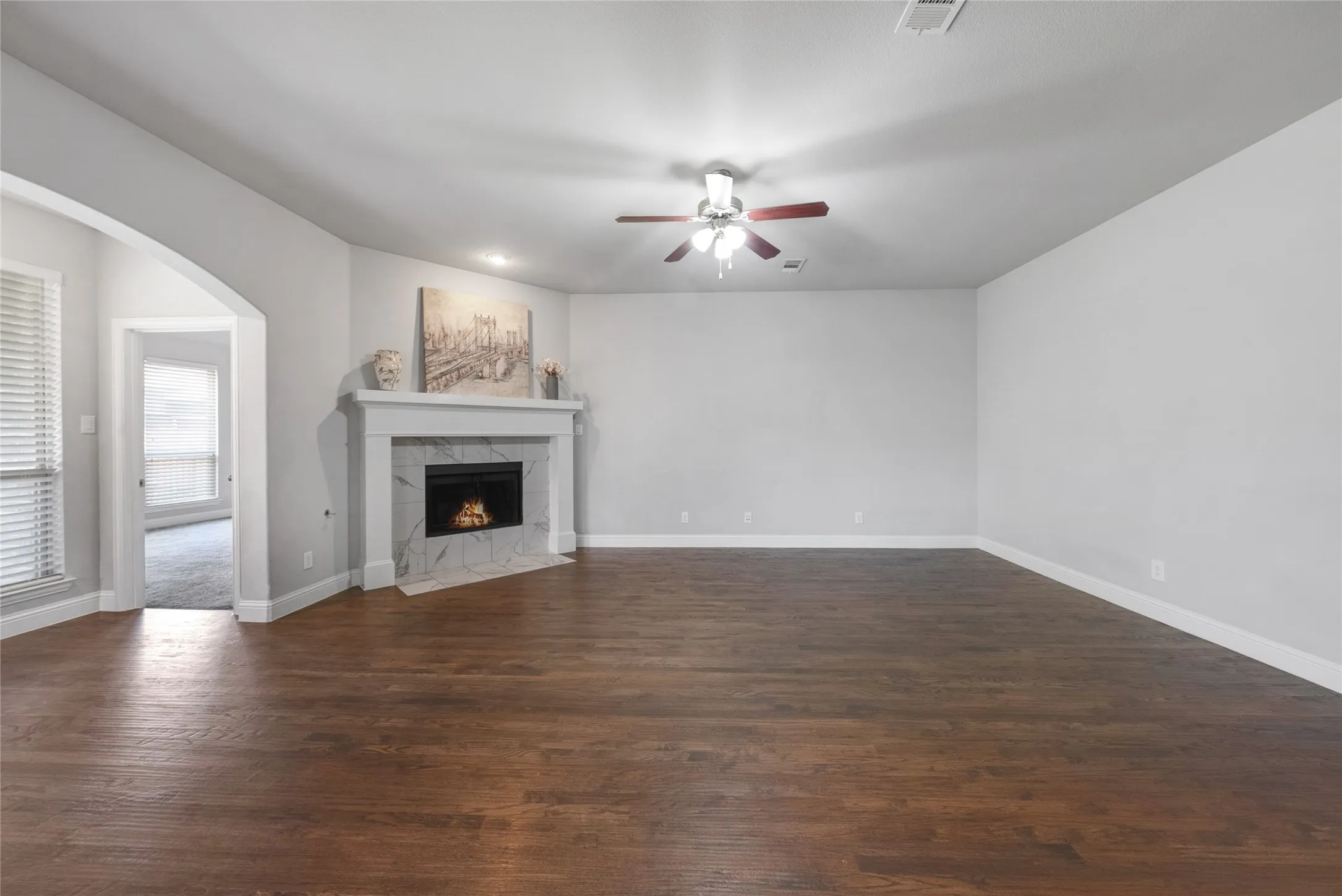 Single Family Residence For Sale in Denton County , 16105 Benbrook Boulevard, Prosper, Texas 75078, 4 Bedroom, 3 Bathroom, 2 Garage spaces, 2,988 Sqft, built in 2017, mls#21363761, Real Estate Agent in Prosper, Homes For Sale in Denton county, Homes For Sale in Prosper, Realtor in Prosper Texas, Real Estate Brokerage Independent Realty Texas, Luminita Cordes Realtor