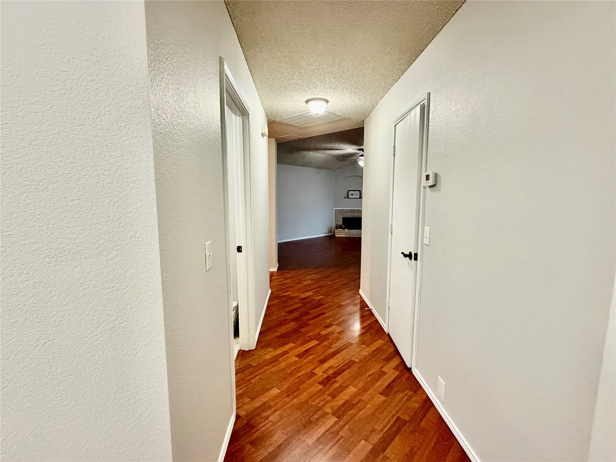 Single Family Residence For Sale in Denton County , 3901 Sonoma Drive, Denton, Texas 76226, 3 Bedroom, 2 Bathroom, 2 Garage spaces, 1,515 Sqft, built in 2002, mls#21366566, Real Estate Agent in Denton, Homes For Sale in Denton county, Homes For Sale in Denton, Realtor in Denton Texas, Real Estate Brokerage Independent Realty Texas, Luminita Cordes Realtor