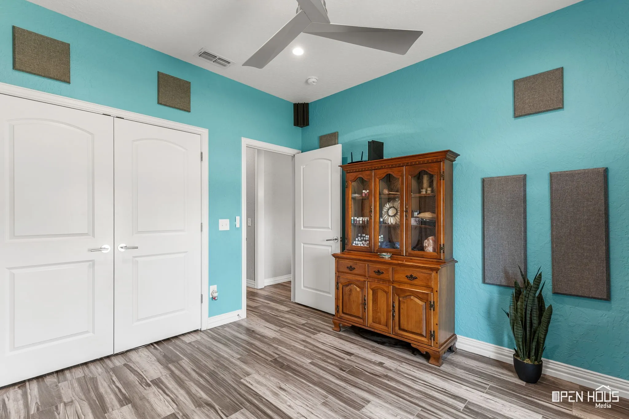 Single Family Residence For Sale in Wichita County , 5000 Blue Mesa Lane, Wichita Falls, Texas 76310, 4 Bedroom, 3 Bathroom, 3 Garage spaces, 2,492 Sqft, built in 2017, mls#21367001, Real Estate Agent in Wichita Falls, Homes For Sale in Wichita county, Homes For Sale in Wichita Falls, Realtor in Wichita Falls Texas, Real Estate Brokerage Independent Realty Texas, Luminita Cordes Realtor