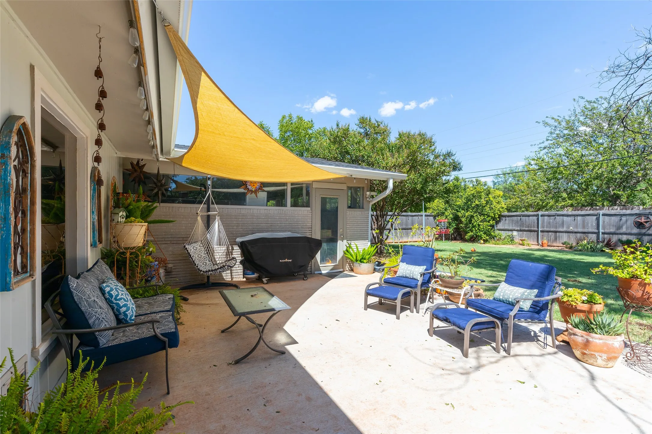 Single Family Residence For Sale in Taylor County , 1801 Sylvan Drive, Abilene, Texas 79605, 3 Bedroom, 2 Bathroom, 2 Garage spaces, 2,695 Sqft, built in 1955, mls#21362672, Real Estate Agent in Abilene, Homes For Sale in Taylor county, Homes For Sale in Abilene, Realtor in Abilene Texas, Real Estate Brokerage Independent Realty Texas, Luminita Cordes Realtor