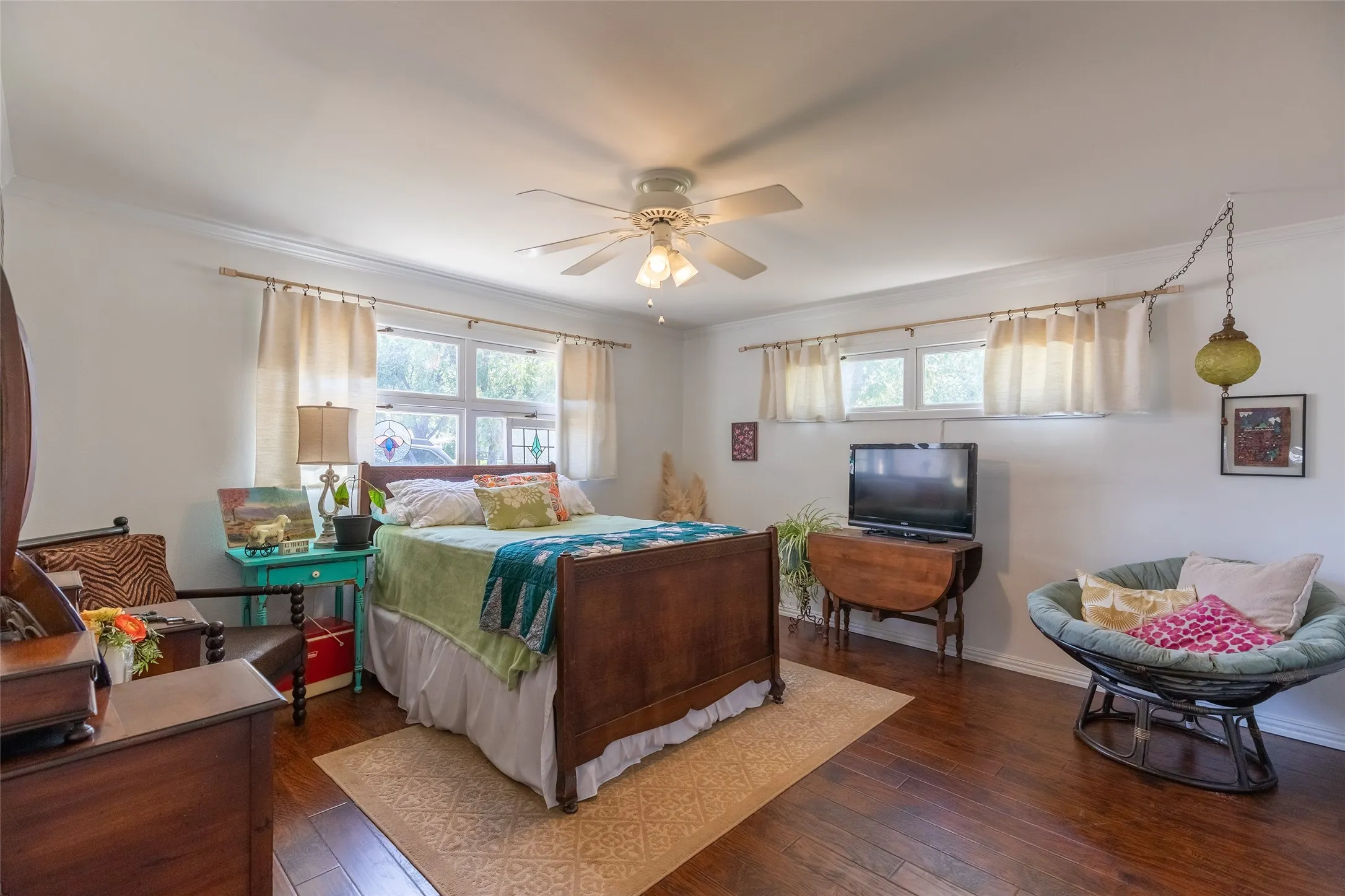 Single Family Residence For Sale in Taylor County , 1801 Sylvan Drive, Abilene, Texas 79605, 3 Bedroom, 2 Bathroom, 2 Garage spaces, 2,695 Sqft, built in 1955, mls#21362672, Real Estate Agent in Abilene, Homes For Sale in Taylor county, Homes For Sale in Abilene, Realtor in Abilene Texas, Real Estate Brokerage Independent Realty Texas, Luminita Cordes Realtor