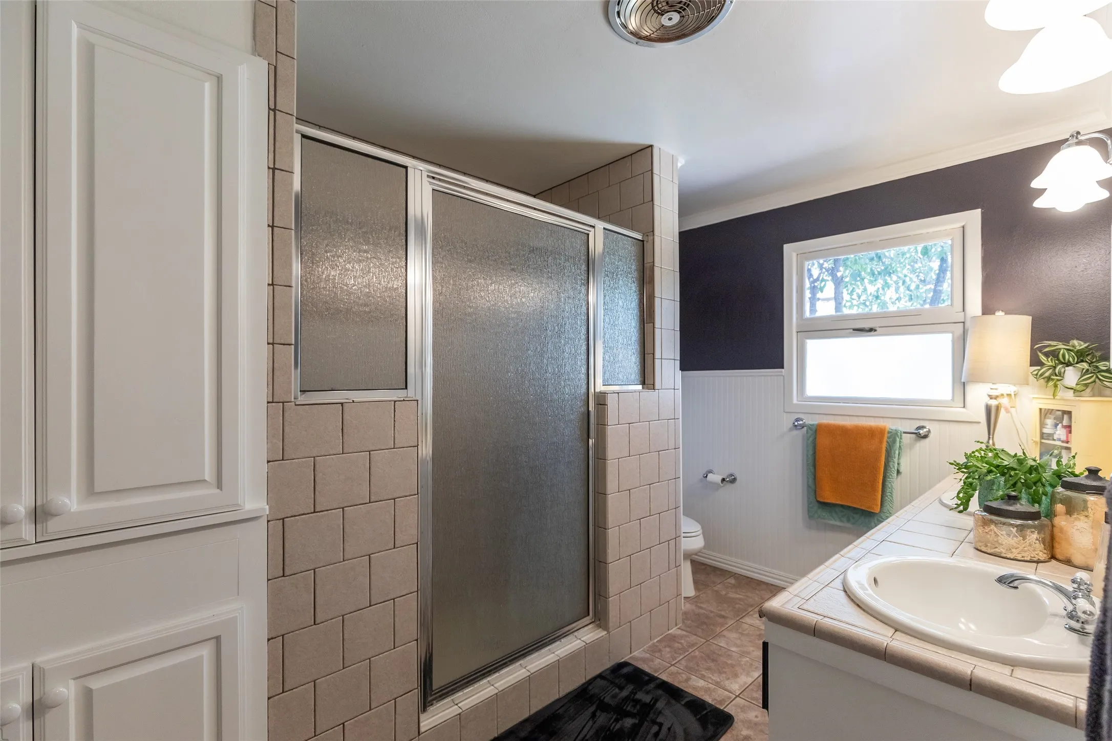 Single Family Residence For Sale in Taylor County , 1801 Sylvan Drive, Abilene, Texas 79605, 3 Bedroom, 2 Bathroom, 2 Garage spaces, 2,695 Sqft, built in 1955, mls#21362672, Real Estate Agent in Abilene, Homes For Sale in Taylor county, Homes For Sale in Abilene, Realtor in Abilene Texas, Real Estate Brokerage Independent Realty Texas, Luminita Cordes Realtor