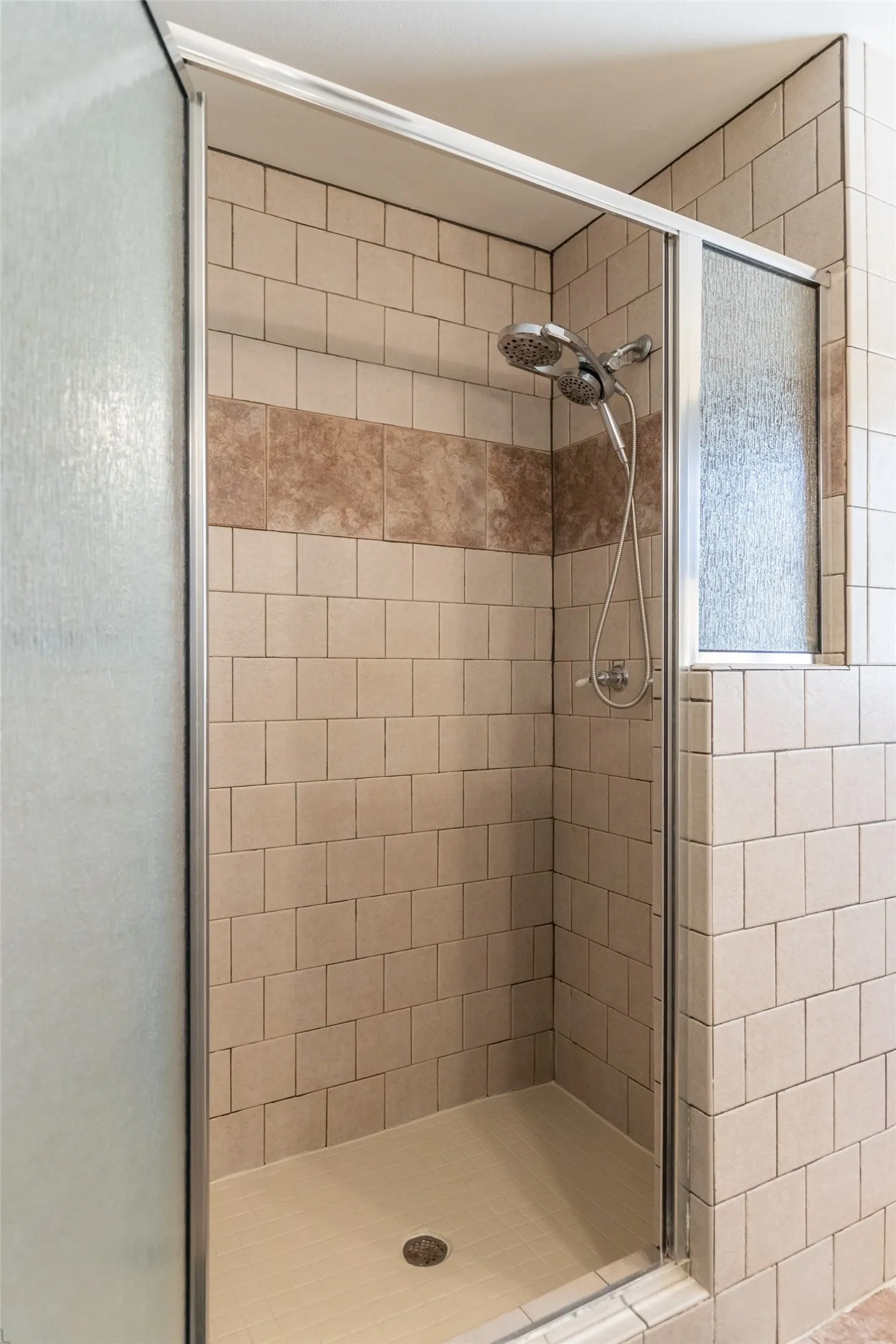 Single Family Residence For Sale in Taylor County , 1801 Sylvan Drive, Abilene, Texas 79605, 3 Bedroom, 2 Bathroom, 2 Garage spaces, 2,695 Sqft, built in 1955, mls#21362672, Real Estate Agent in Abilene, Homes For Sale in Taylor county, Homes For Sale in Abilene, Realtor in Abilene Texas, Real Estate Brokerage Independent Realty Texas, Luminita Cordes Realtor
