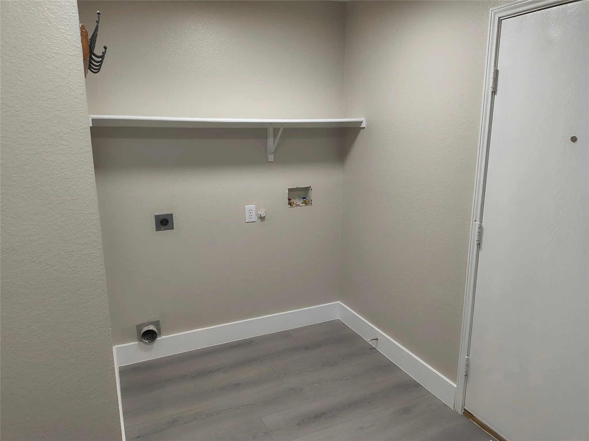 Single Family Residence For Rent in Collin County , 2524 Brinlee Branch Lane, Mc Kinney, Texas 75071, 4 Bedroom, 3 Bathroom, 2 Garage spaces, 3,183 Sqft, built in 2001, Price $2,495, mls#21367657, Real Estate Agent in Mc Kinney, Homes For Rent in Collin county, Homes For Rent in Mc Kinney, Realtor in Mc Kinney Texas, Real Estate Brokerage Independent Realty Texas, Luminita Cordes Realtor