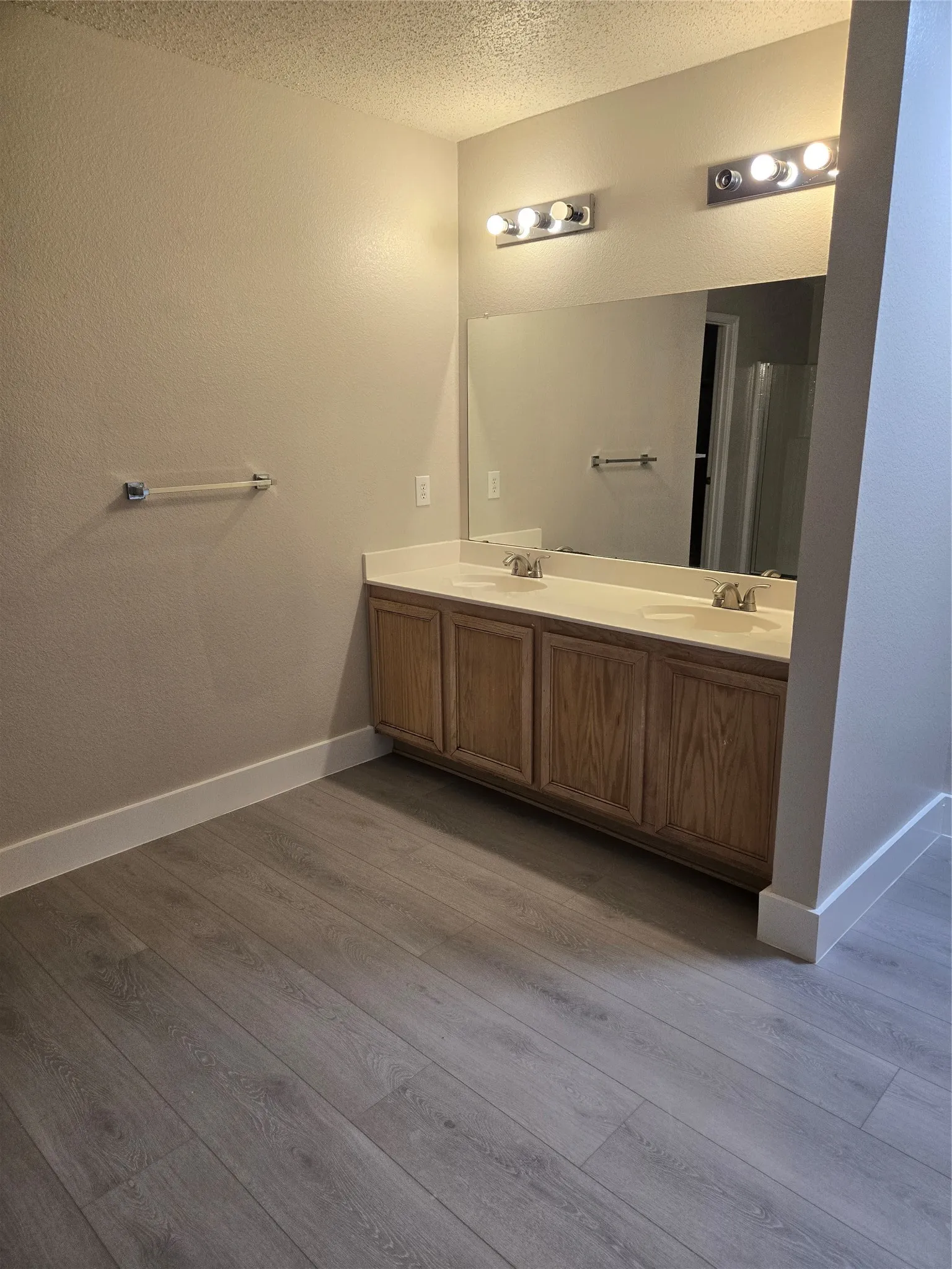 Single Family Residence For Rent in Collin County , 2524 Brinlee Branch Lane, Mc Kinney, Texas 75071, 4 Bedroom, 3 Bathroom, 2 Garage spaces, 3,183 Sqft, built in 2001, Price $2,495, mls#21367657, Real Estate Agent in Mc Kinney, Homes For Rent in Collin county, Homes For Rent in Mc Kinney, Realtor in Mc Kinney Texas, Real Estate Brokerage Independent Realty Texas, Luminita Cordes Realtor