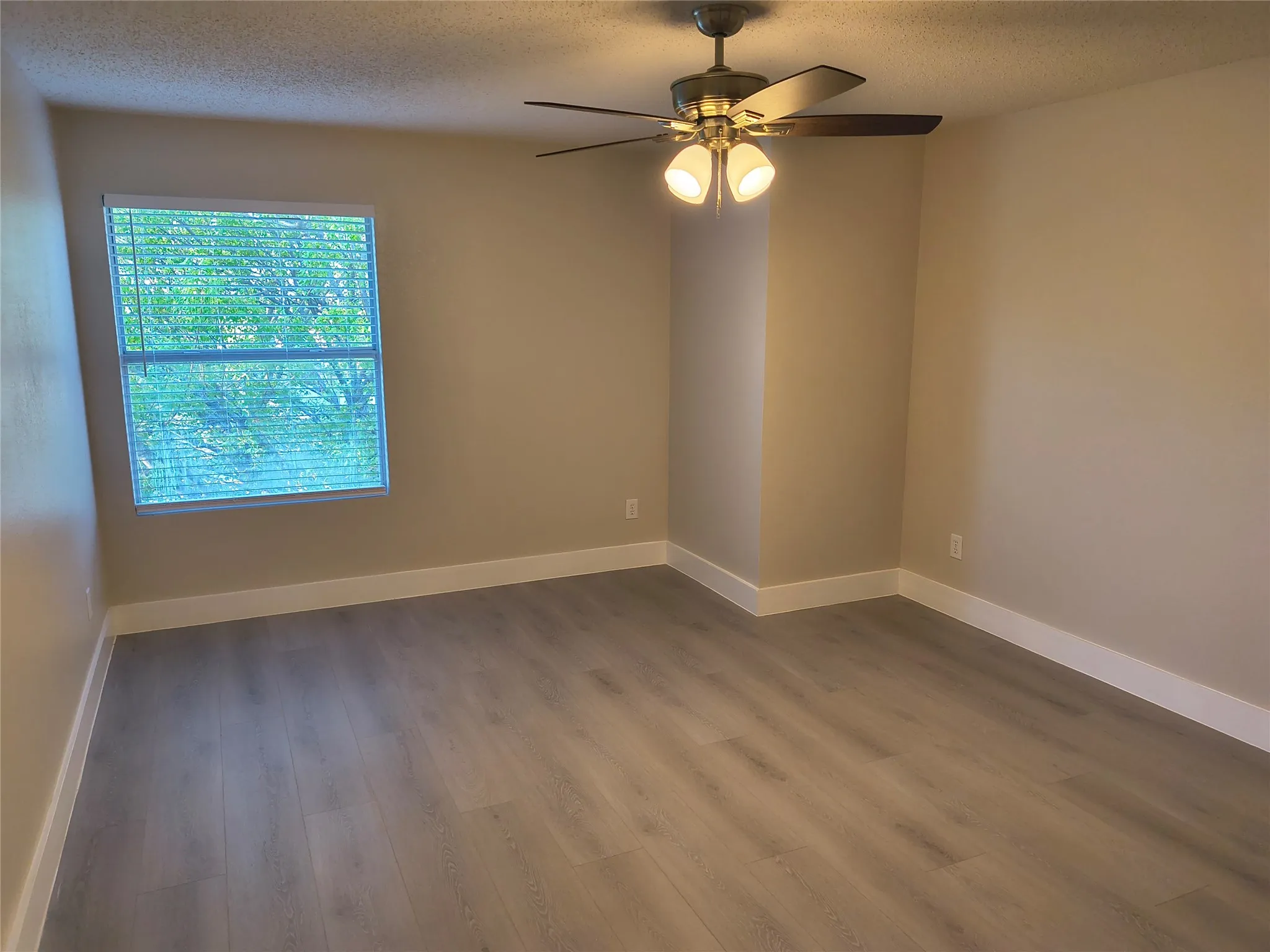 Single Family Residence For Rent in Collin County , 2524 Brinlee Branch Lane, Mc Kinney, Texas 75071, 4 Bedroom, 3 Bathroom, 2 Garage spaces, 3,183 Sqft, built in 2001, Price $2,495, mls#21367657, Real Estate Agent in Mc Kinney, Homes For Rent in Collin county, Homes For Rent in Mc Kinney, Realtor in Mc Kinney Texas, Real Estate Brokerage Independent Realty Texas, Luminita Cordes Realtor