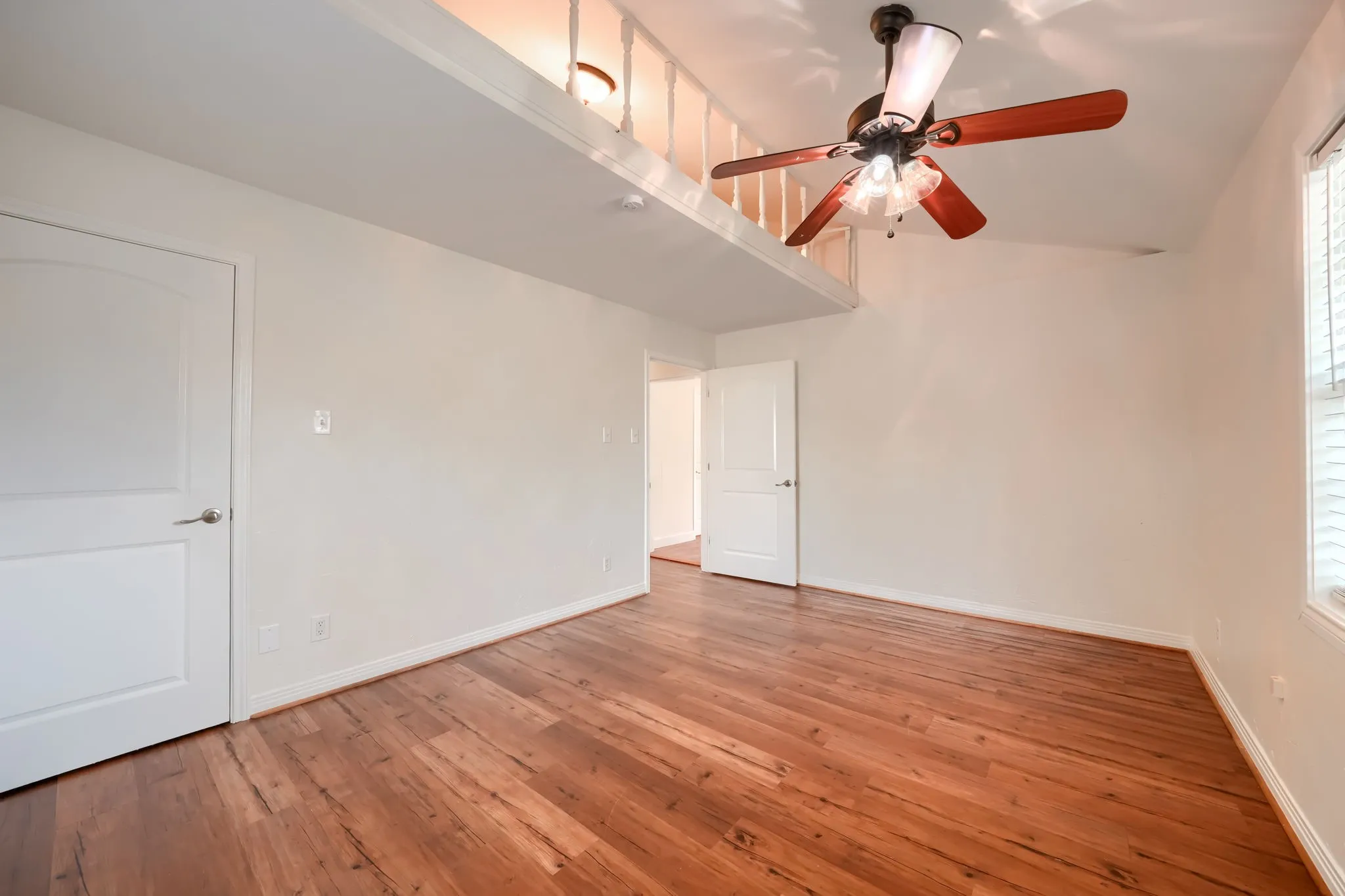 Single Family Residence For Sale in Van Zandt County , 1078 1st Monday Lane, Canton, Texas 75103, 2 Bedroom, 2 Bathroom, Garage spaces, 1,368 Sqft, built in 1973, mls#21367034, Real Estate Agent in Canton, Homes For Sale in Van Zandt county, Homes For Sale in Canton, Realtor in Canton Texas, Real Estate Brokerage Independent Realty Texas, Luminita Cordes Realtor