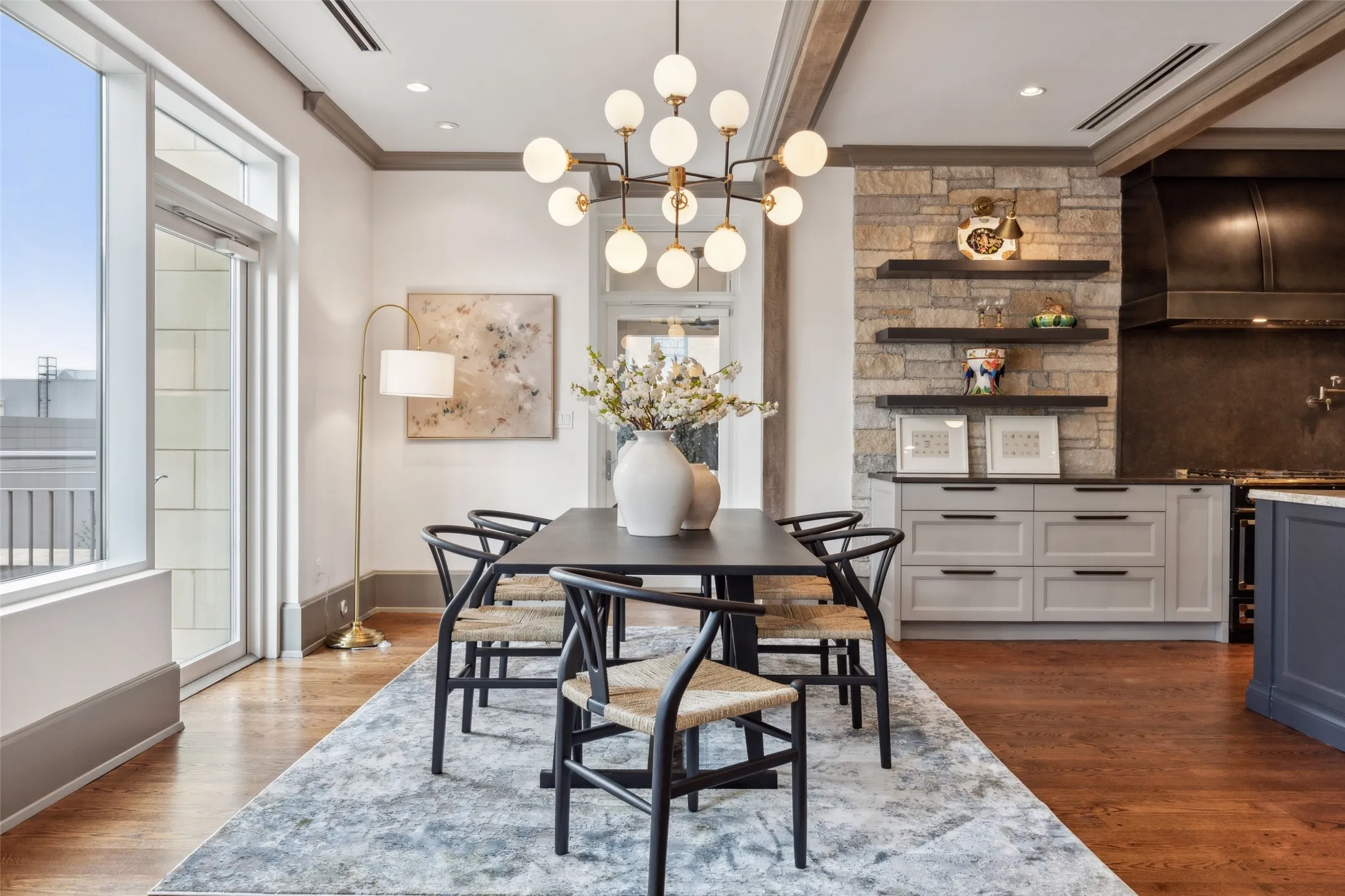 Condominium For Sale in Dallas County , 2300 Wolf Street 3D, Dallas, Texas 75201, 2 Bedroom, 3 Bathroom, 2 Garage spaces, 3,200 Sqft, built in 2014, mls#21367674, Real Estate Agent in Dallas, Homes For Sale in Dallas county, Homes For Sale in Dallas, Realtor in Dallas Texas, Real Estate Brokerage Independent Realty Texas, Luminita Cordes Realtor