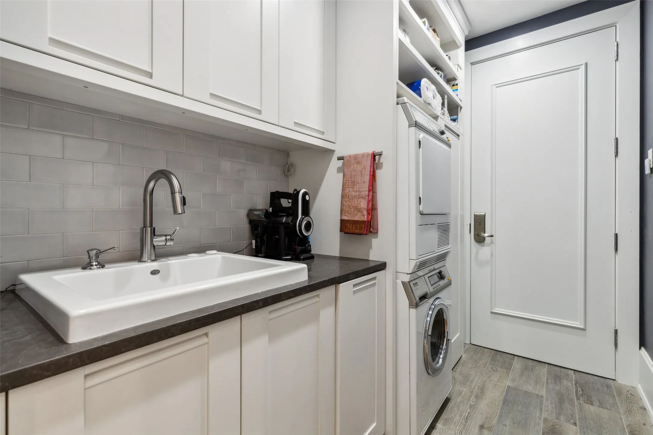 Condominium For Sale in Dallas County , 2300 Wolf Street 3D, Dallas, Texas 75201, 2 Bedroom, 3 Bathroom, 2 Garage spaces, 3,200 Sqft, built in 2014, mls#21367674, Real Estate Agent in Dallas, Homes For Sale in Dallas county, Homes For Sale in Dallas, Realtor in Dallas Texas, Real Estate Brokerage Independent Realty Texas, Luminita Cordes Realtor