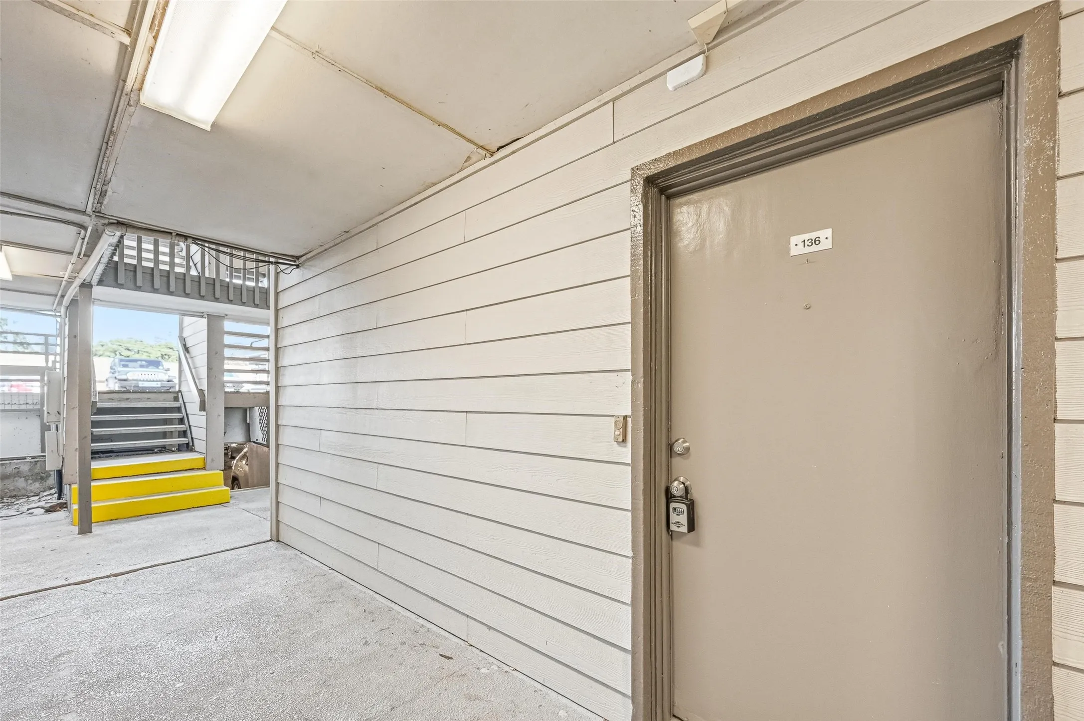Condominium For Rent in Dallas County , 4859 Cedar Springs Road 136, Dallas, Texas 75219, 1 Bedroom, 1 Bathroom, Garage spaces, 629 Sqft, built in 1970, mls#21367642, Real Estate Agent in Dallas, Homes For Rent in Dallas county, Homes For Rent in Dallas, Realtor in Dallas Texas, Real Estate Brokerage Independent Realty Texas, Luminita Cordes Realtor