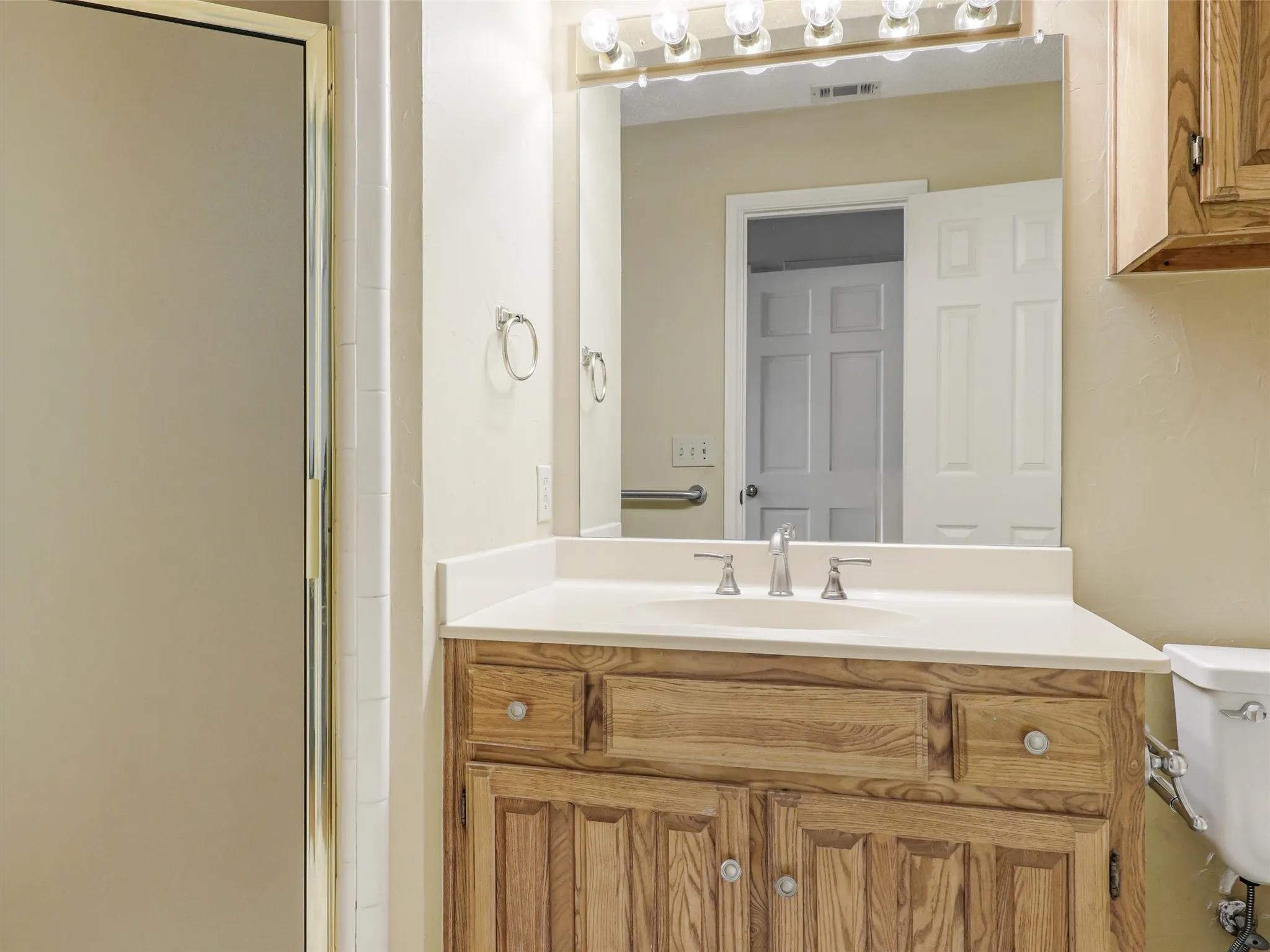 Single Family Residence For Sale in Collin County , 3345 Sage Brush Trail, Plano, Texas 75023, 4 Bedroom, 3 Bathroom, 2 Garage spaces, 2,787 Sqft, built in 1987, mls#21367646, Real Estate Agent in Plano, Homes For Sale in Collin county, Homes For Sale in Plano, Realtor in Plano Texas, Real Estate Brokerage Independent Realty Texas, Luminita Cordes Realtor