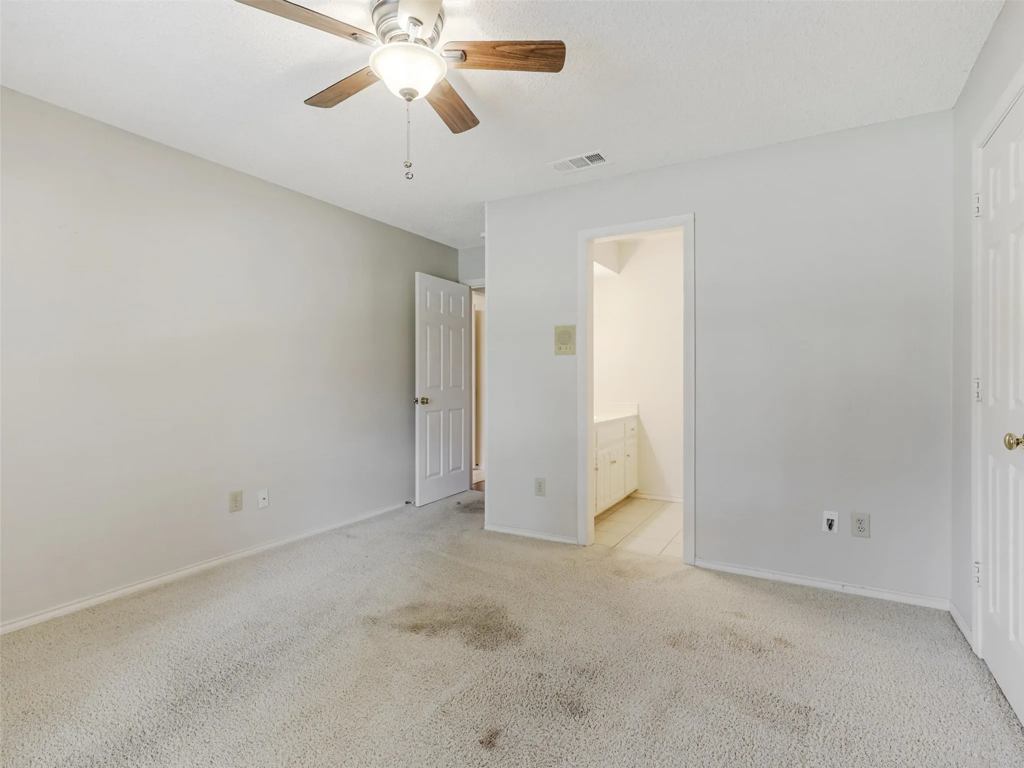 Single Family Residence For Sale in Collin County , 3345 Sage Brush Trail, Plano, Texas 75023, 4 Bedroom, 3 Bathroom, 2 Garage spaces, 2,787 Sqft, built in 1987, mls#21367646, Real Estate Agent in Plano, Homes For Sale in Collin county, Homes For Sale in Plano, Realtor in Plano Texas, Real Estate Brokerage Independent Realty Texas, Luminita Cordes Realtor